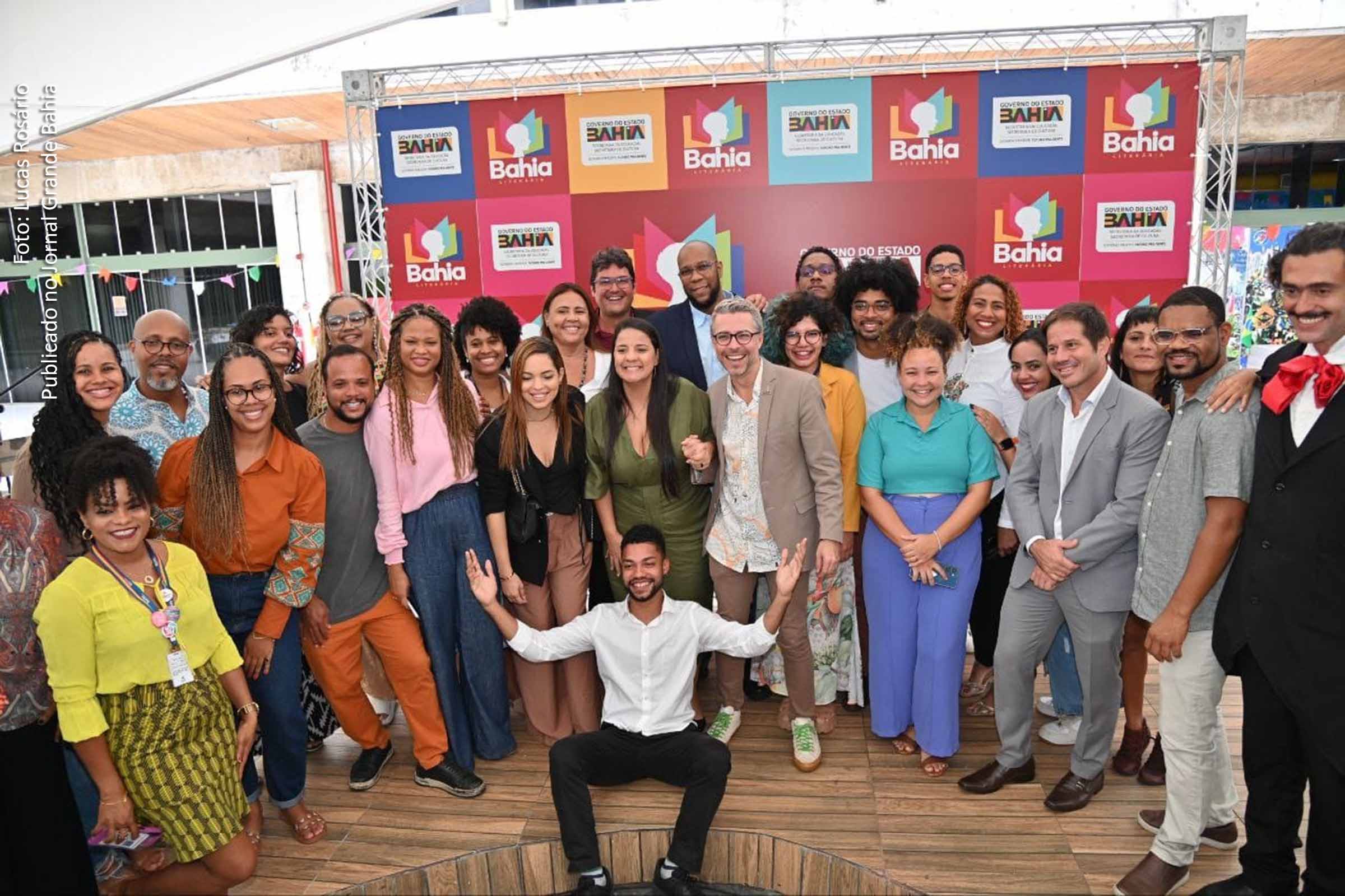 Investimento do Governo Jerônimo objetiva incentivar a leitura e a realização de eventos literários nos 27 territórios de identidade do estado.