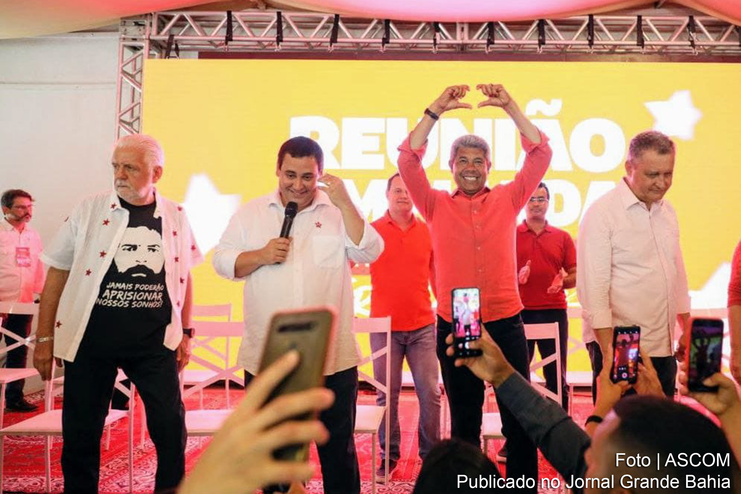 Jaques Wagner, Éden Valadares, Jerônimo Rodrigues e Rui Costa se reúnem para discutir estratégias para as eleições municipais na Bahia.