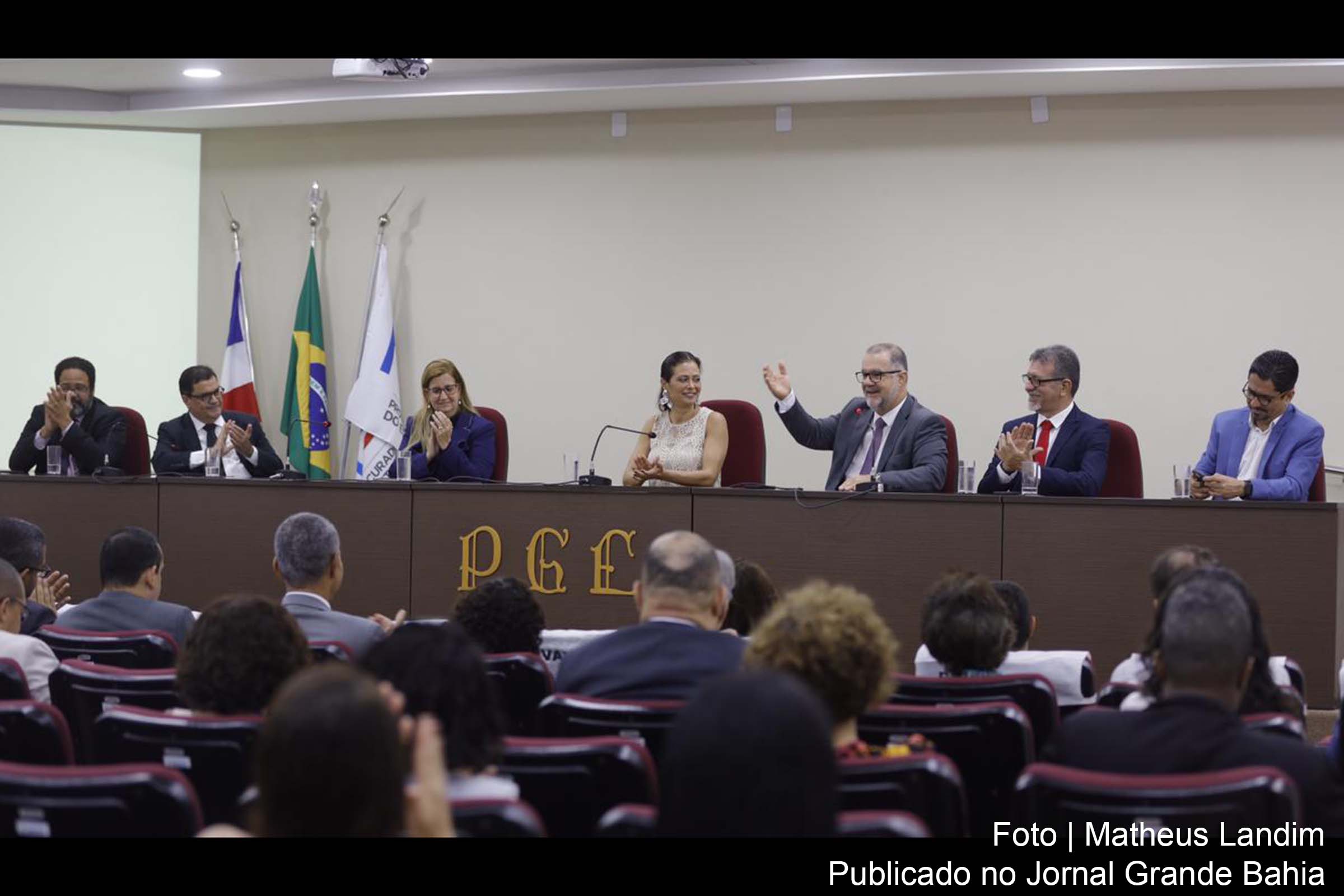 PGE-BA e Consórcio Nordeste firmam acordo para avanço em governança e inovação jurídica