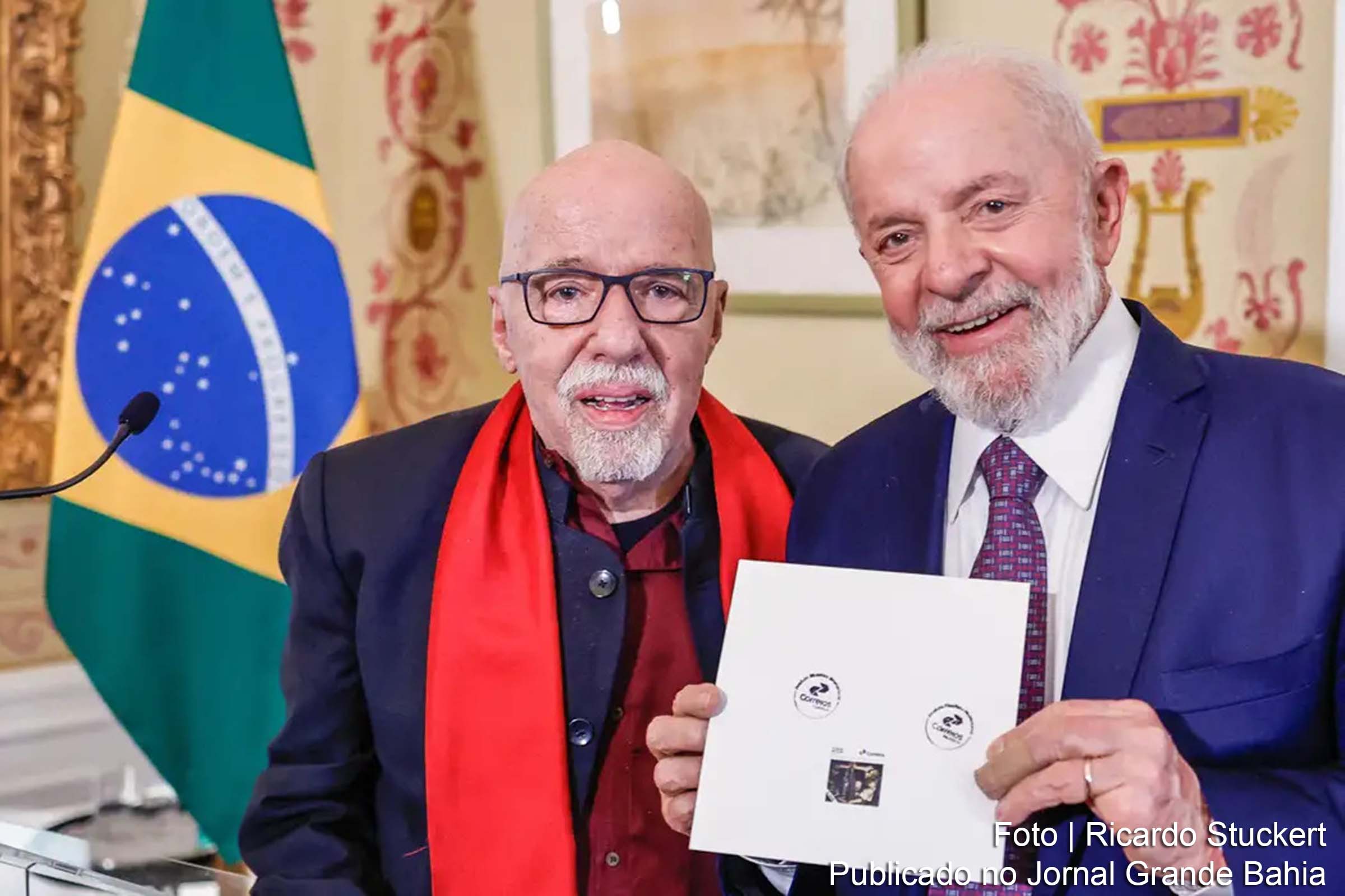 Presidente Lula participa de evento na Suíça para celebrar os 35 anos de "O Alquimista", obra de Paulo Coelho, com o lançamento de um selo dos Correios.