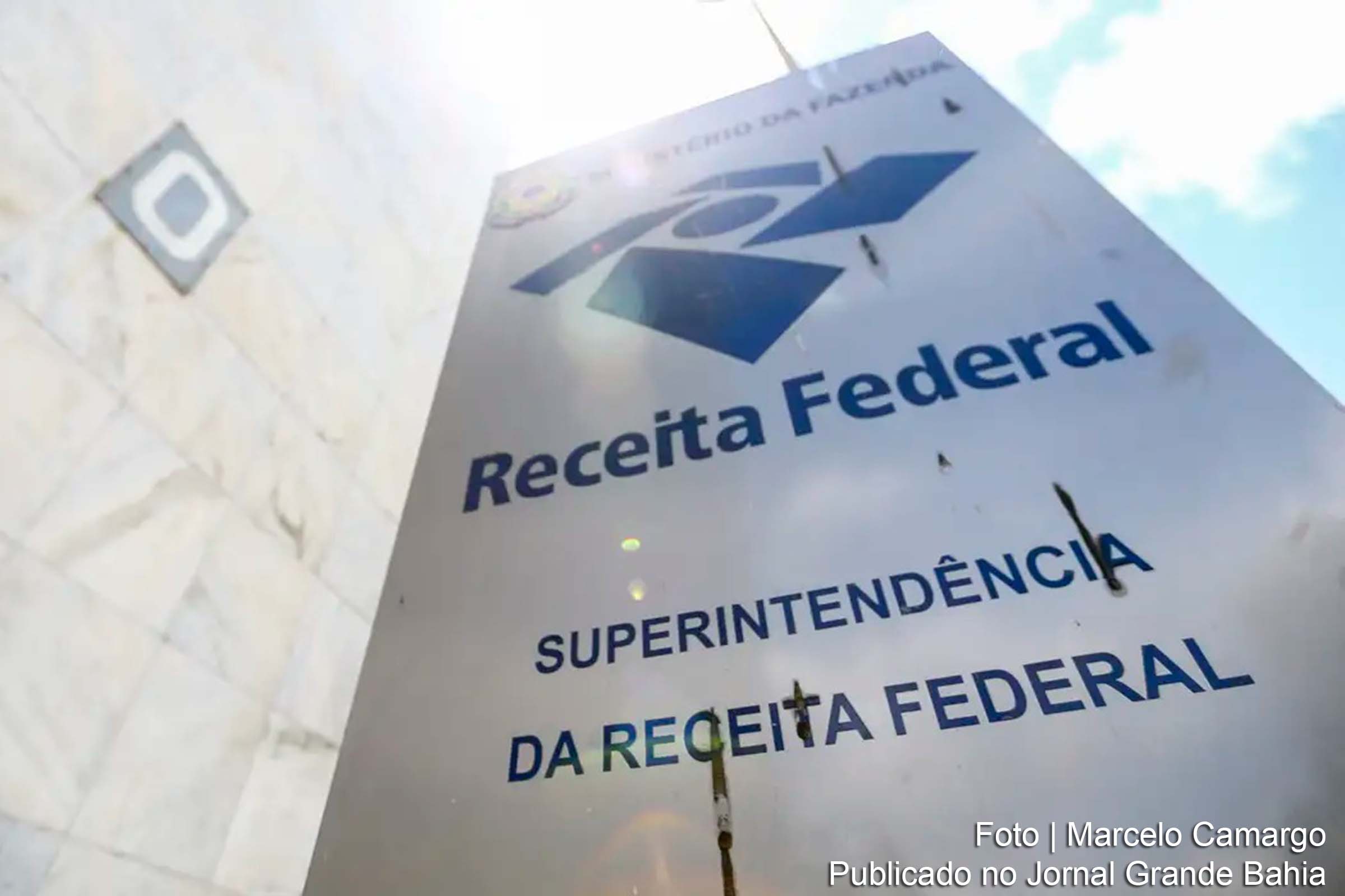 Nova obrigatoriedade da Receita Federal exige que empresas de médio e grande porte listem benefícios fiscais recebidos desde janeiro de 2024.