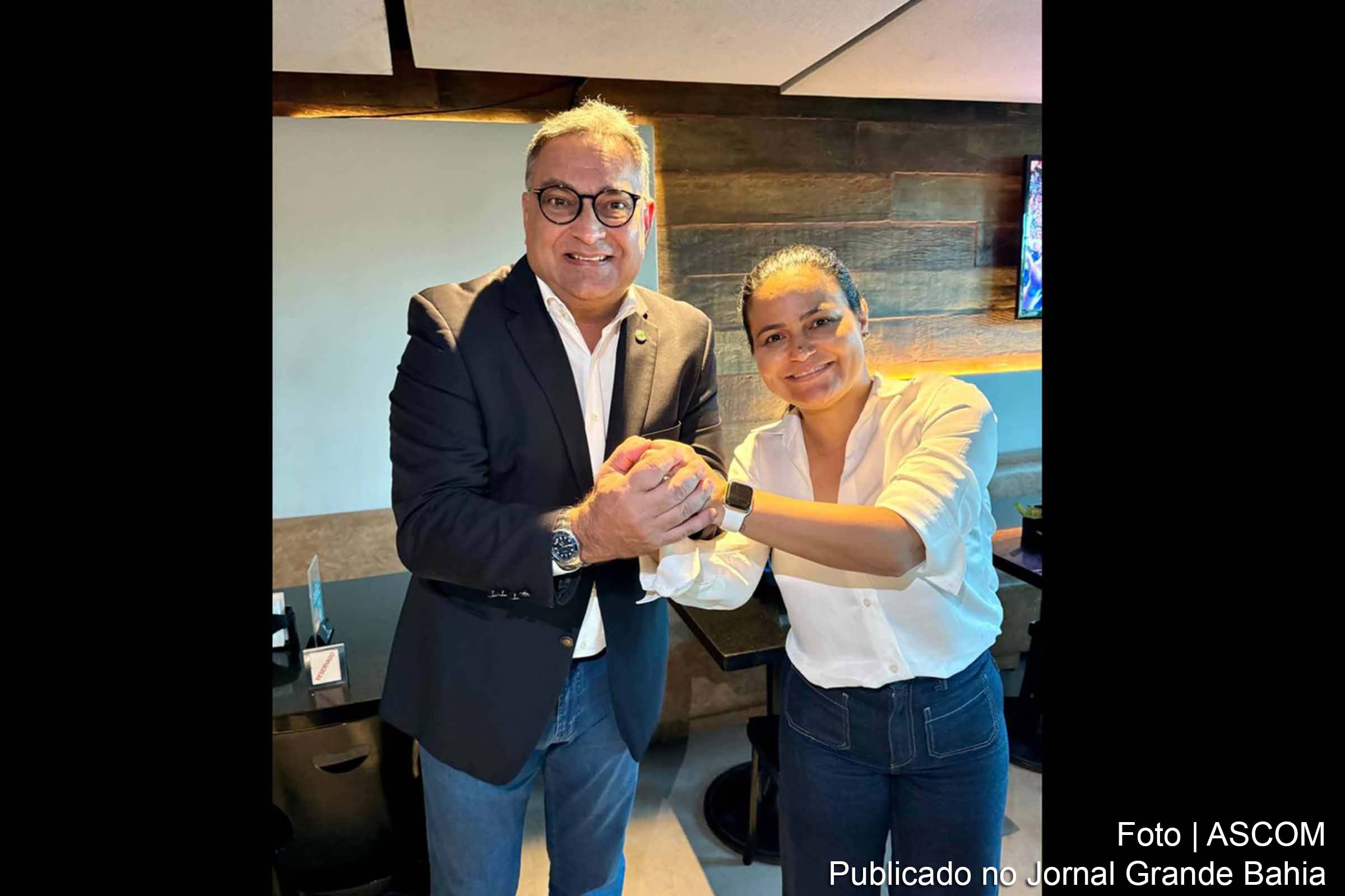 Deputado estadual Luciano Araujo confirma apoio do Solidariedade à pré-candidatura de Débora Régis, destacando compromisso com o empoderamento feminino na política.