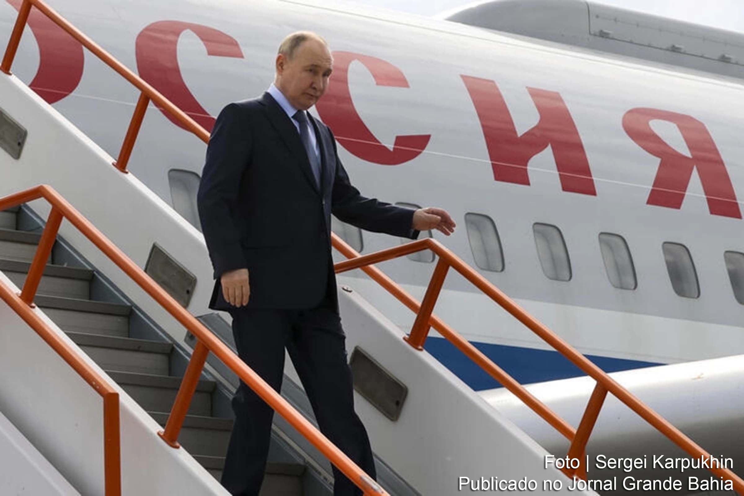 Vladimir Putin chega à Coreia do Norte para fortalecer aliança militar com Pyongyang