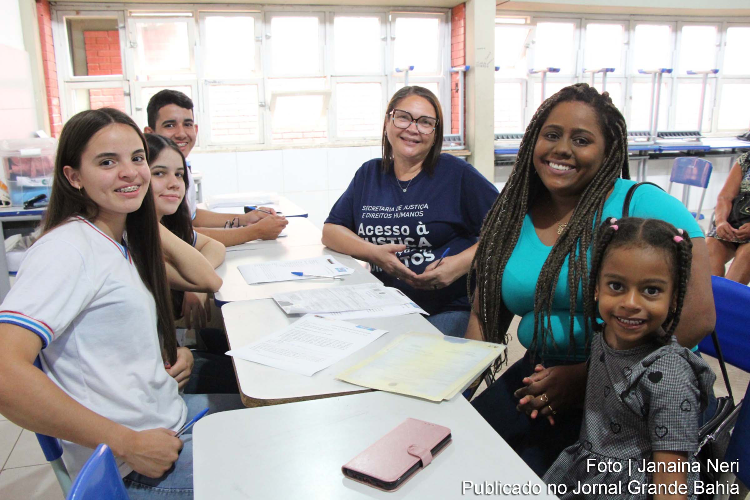 A Caravana de Direitos Humanos, iniciativa da Secretaria de Justiça e Direitos Humanos da Bahia, proporcionou serviços essenciais à população de Livramento de Nossa Senhora.