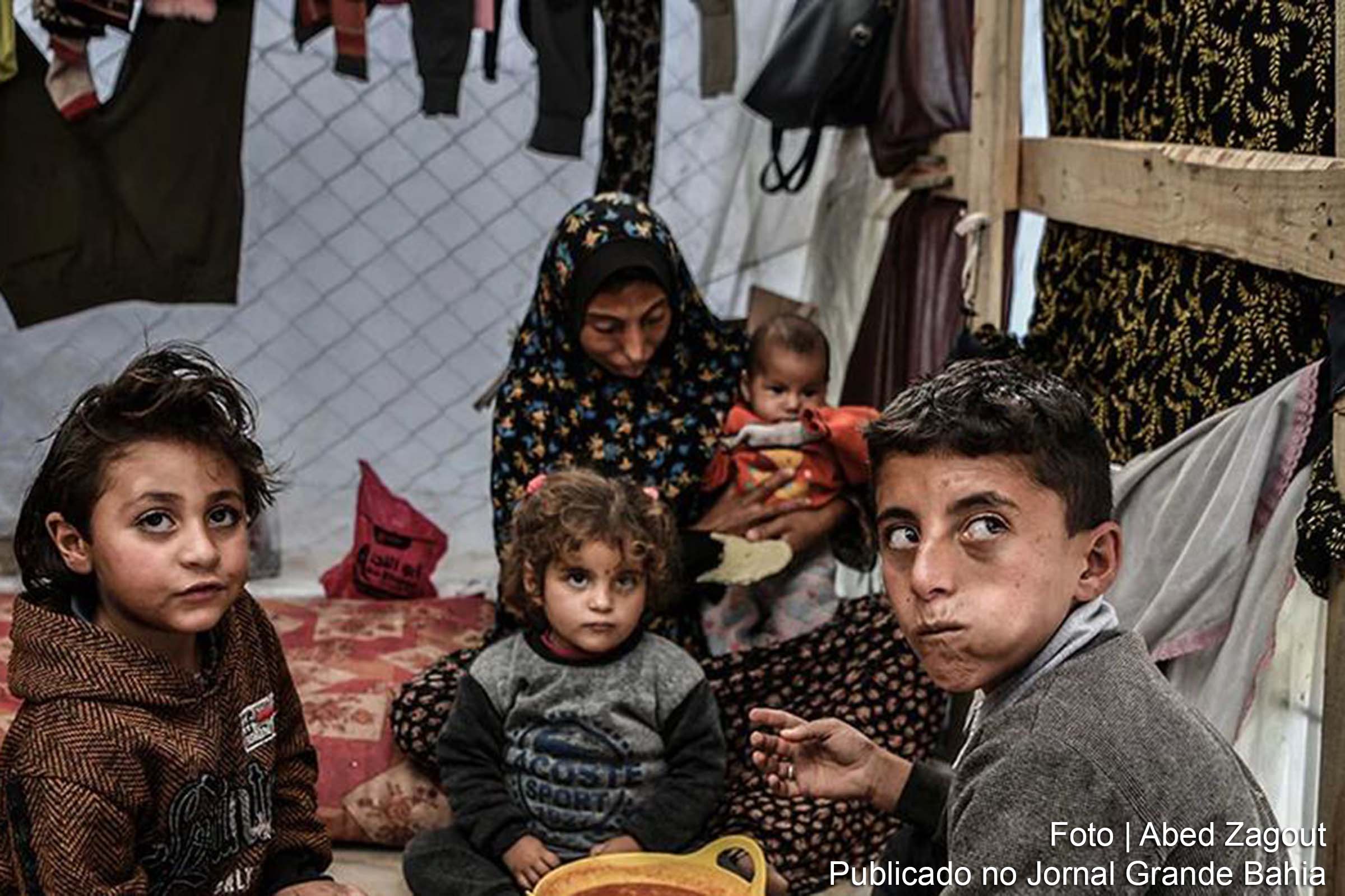 Especialistas alertam para aumento da fome e novas evacuações na Faixa de Gaza.
