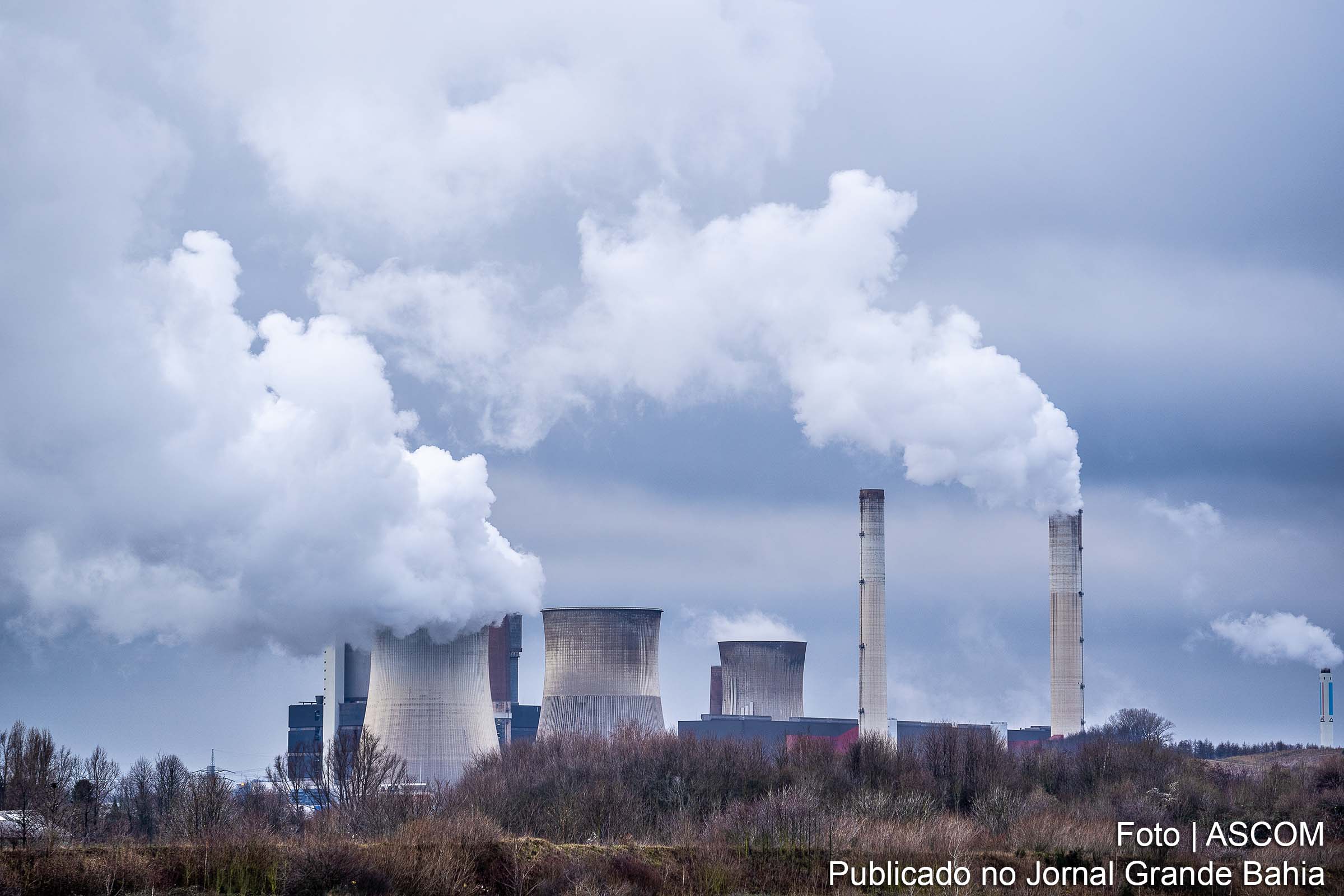Estudo da FGV aponta queda de 89% nos créditos de carbono no Brasil em 2023.