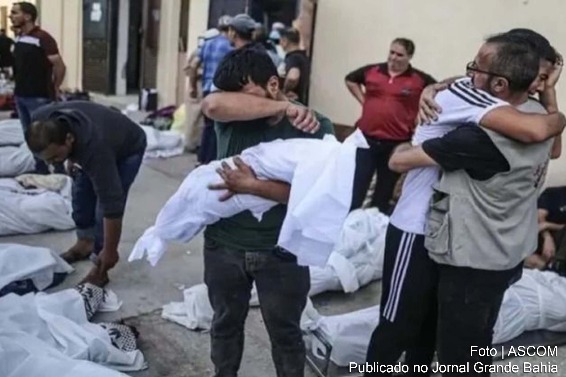Ataque israelense a campo de deslocados em Al-Mawasi resulta em múltiplas fatalidades e feridos.
