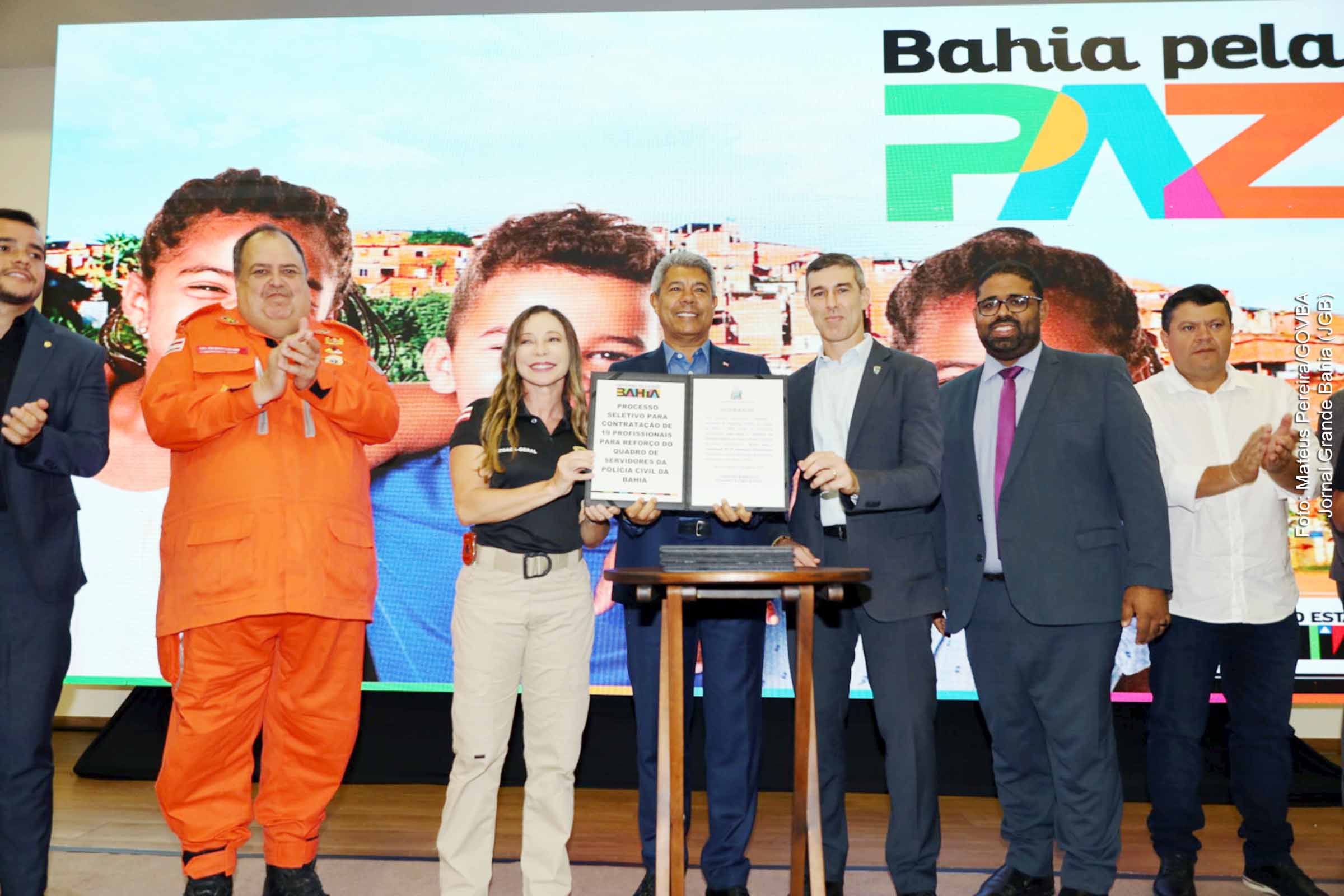 Governador Jerônimo Rodrigues anuncia reforço significativo no efetivo e aquisição de novas viaturas para fortalecer a segurança pública no estado.
