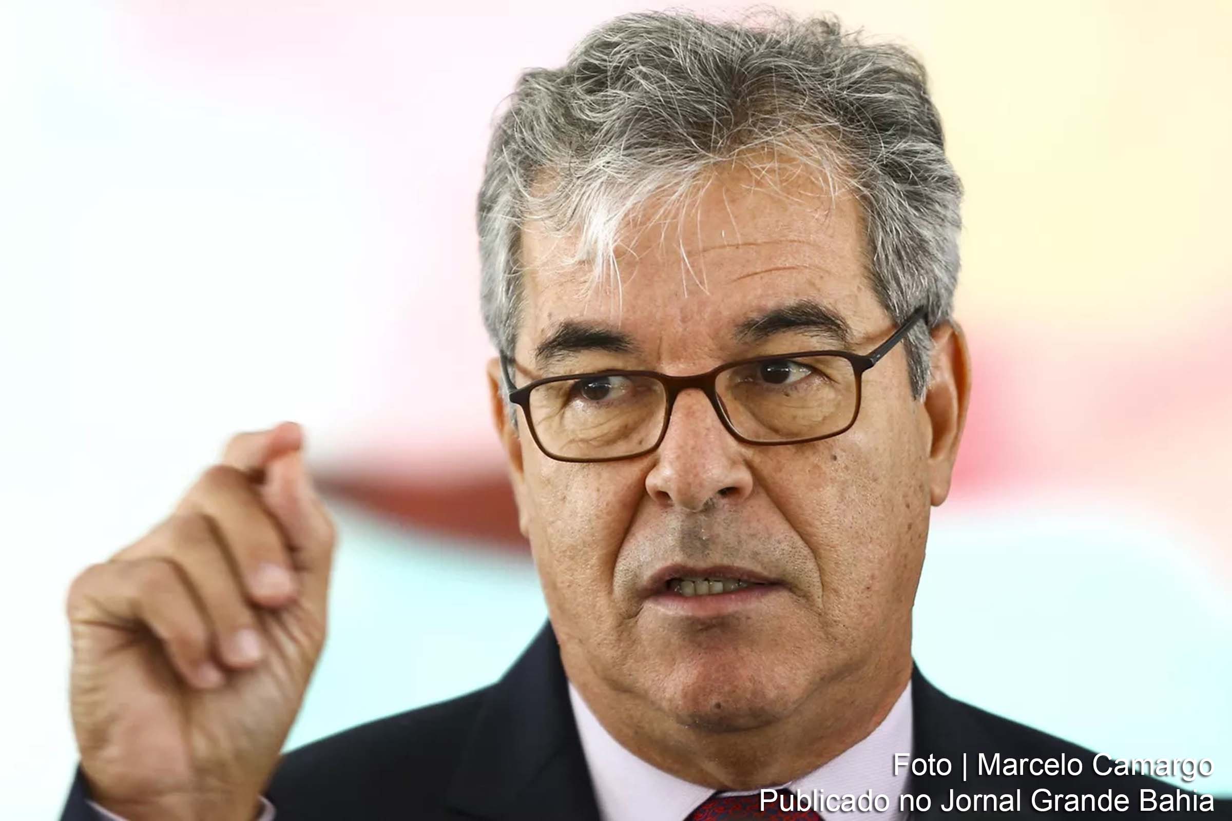 O presidente da ApexBrasil, Jorge Viana, destaca os recordes recentes das exportações brasileiras e o trabalho da agência para diversificar mercados e fortalecer a economia nacional.