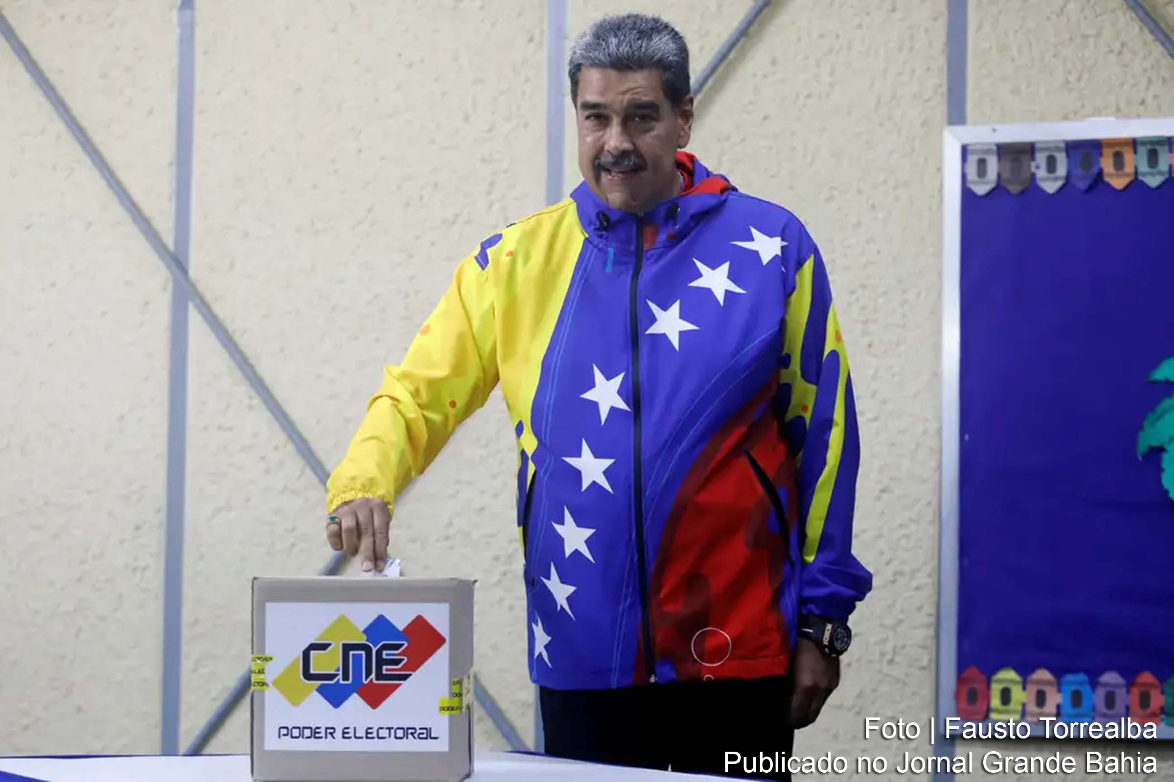 O Ministério das Relações Exteriores do Brasil saúda o clima pacífico das eleições na Venezuela e aguarda dados desagregados para garantir a transparência do pleito.