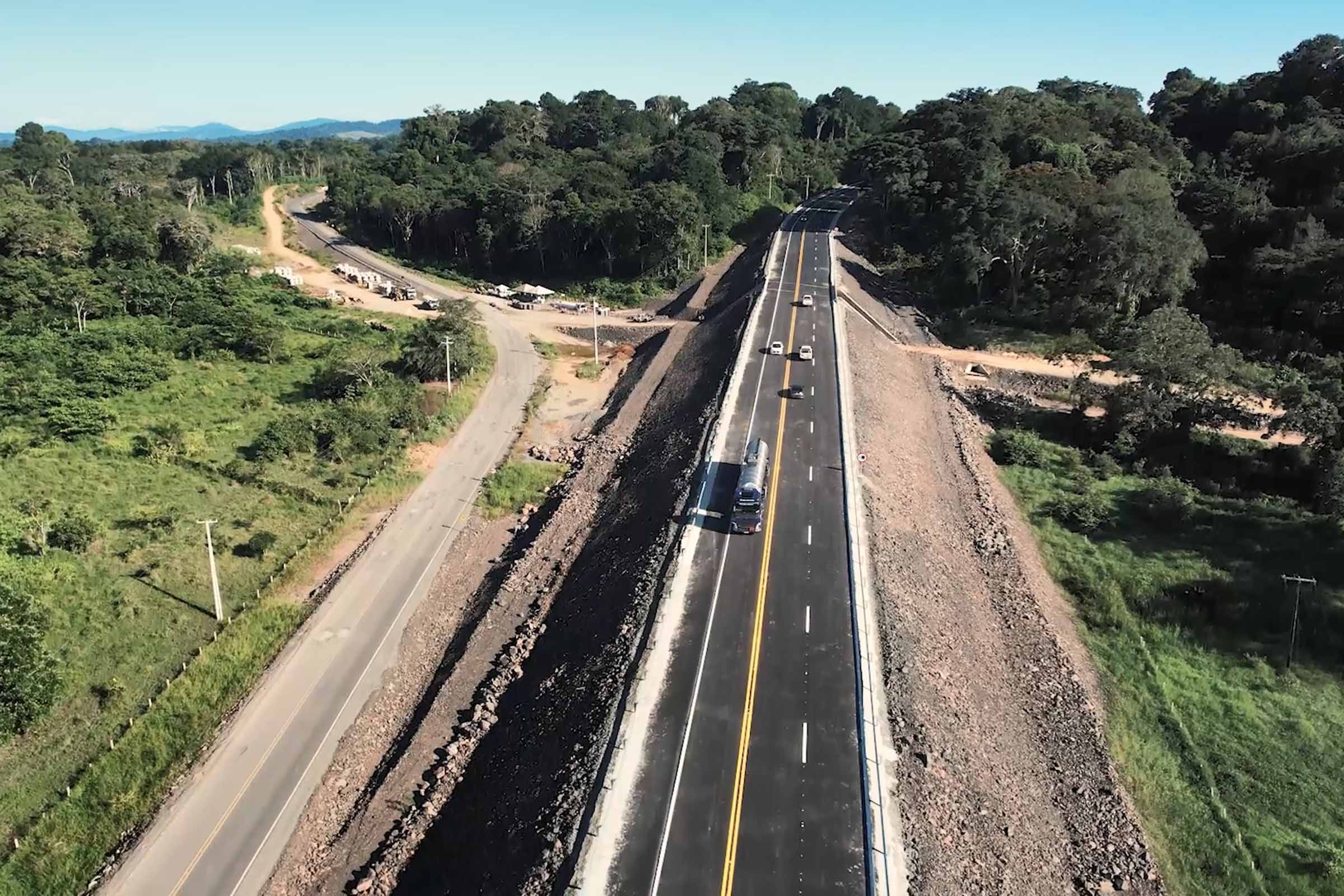 BAMIN entrega etapa da obra da FIOL 1