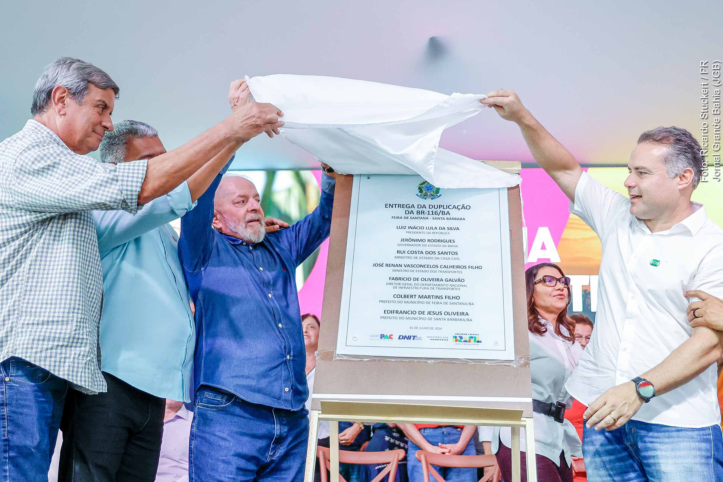 Prefeito Colbert Filho participou de solenidade liderada pelo presidente Lula em Feira de Santana.