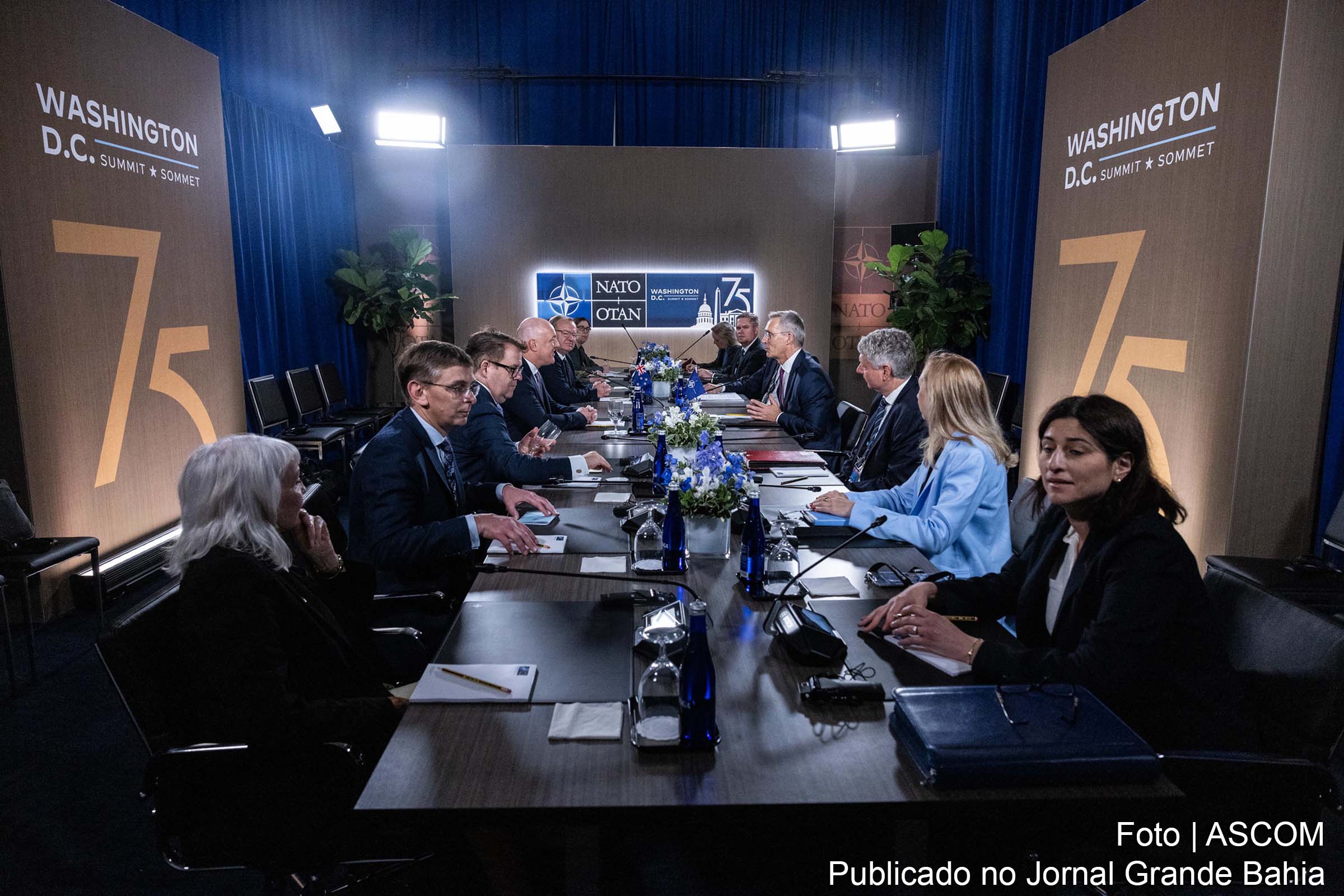 Ministros da Defesa de países europeus assinaram pactos durante encontro em Washington.