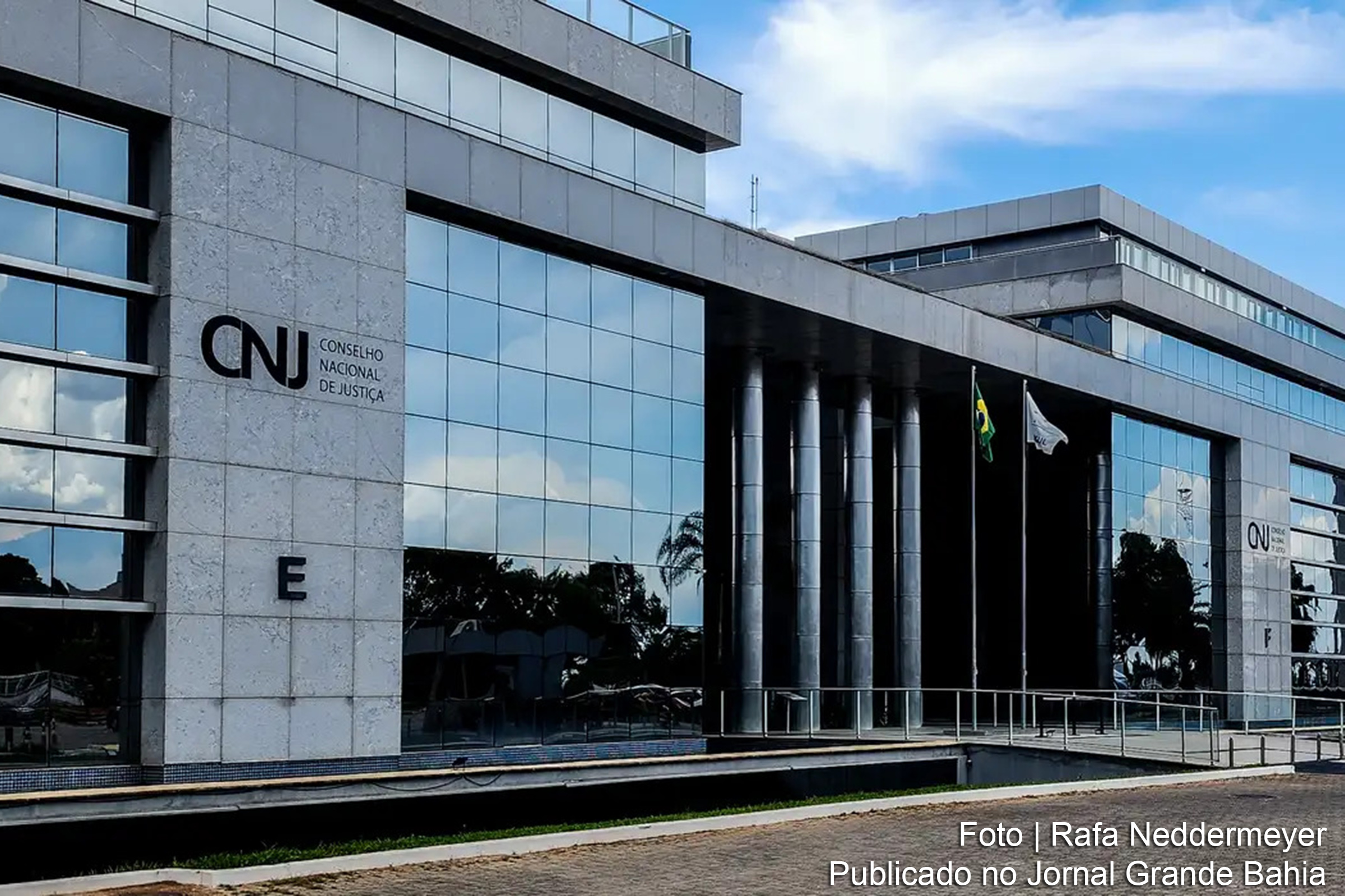 Advogada gestante teve seu pedido de prioridade negado durante sessão virtual do TRT da 4ª Região.