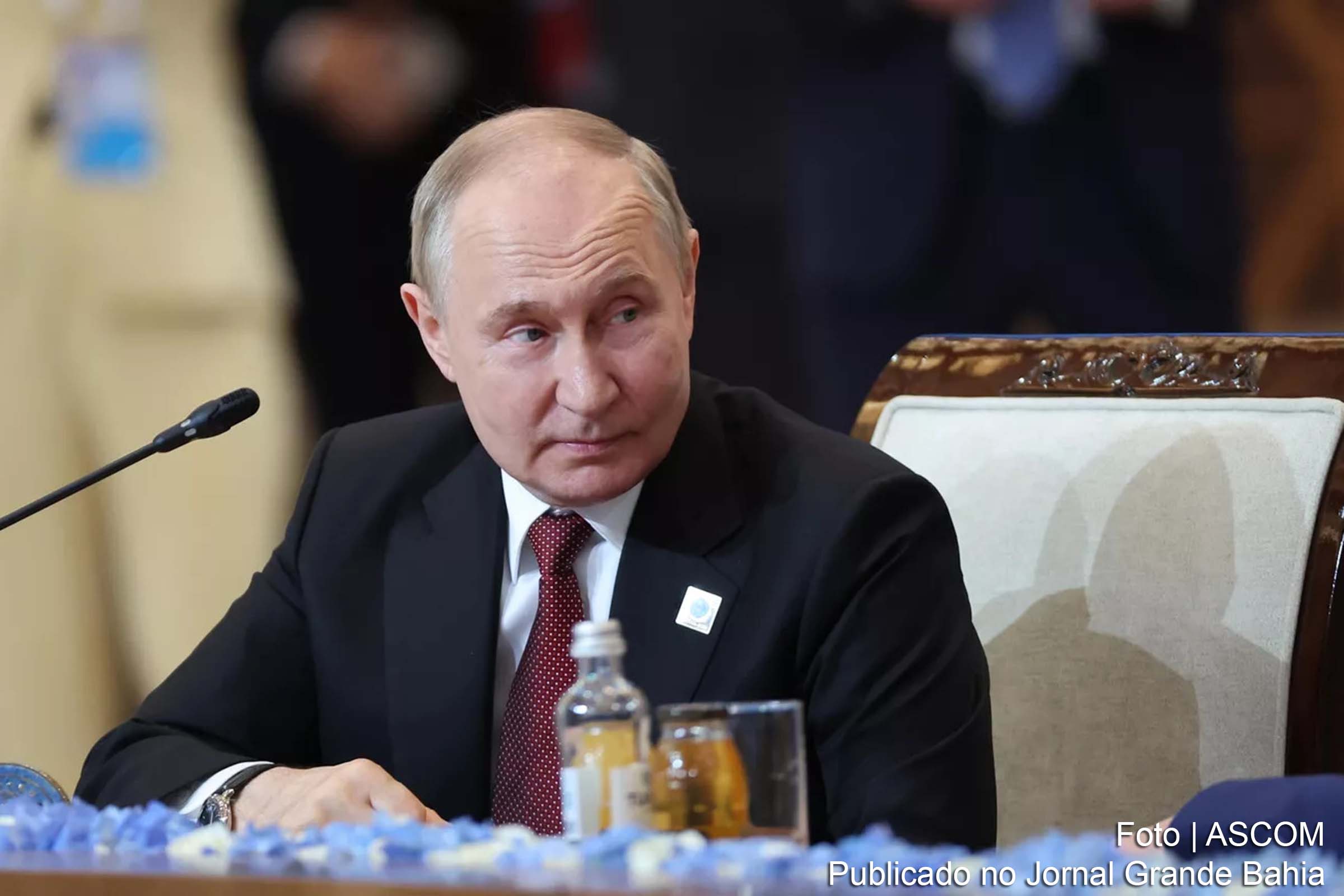 Vladimir Putin destaca OCX e BRICS como alicerces da nova ordem mundial emergente