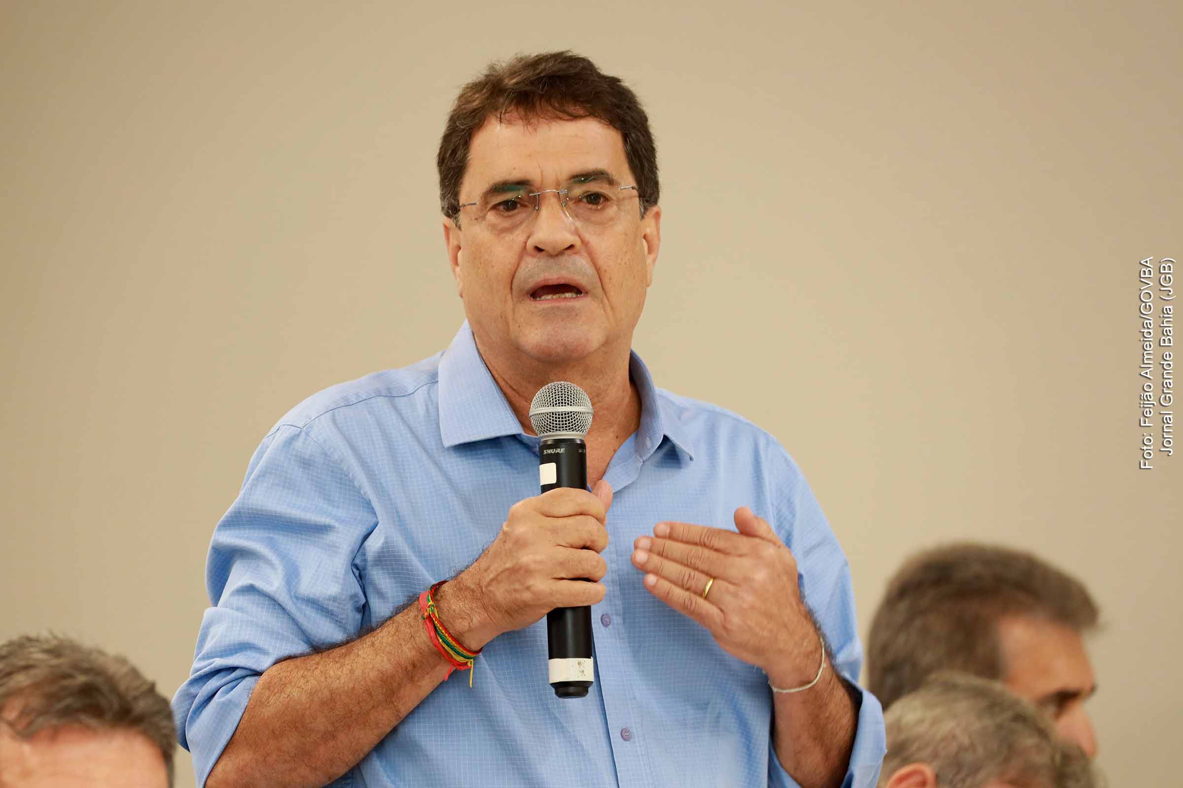 Secretário estadual Angelo Almeida discute perspectivas eleitorais e industriais para a Bahia e comenta pré-candidatura de Zé Neto a prefeito de Feira de Santana