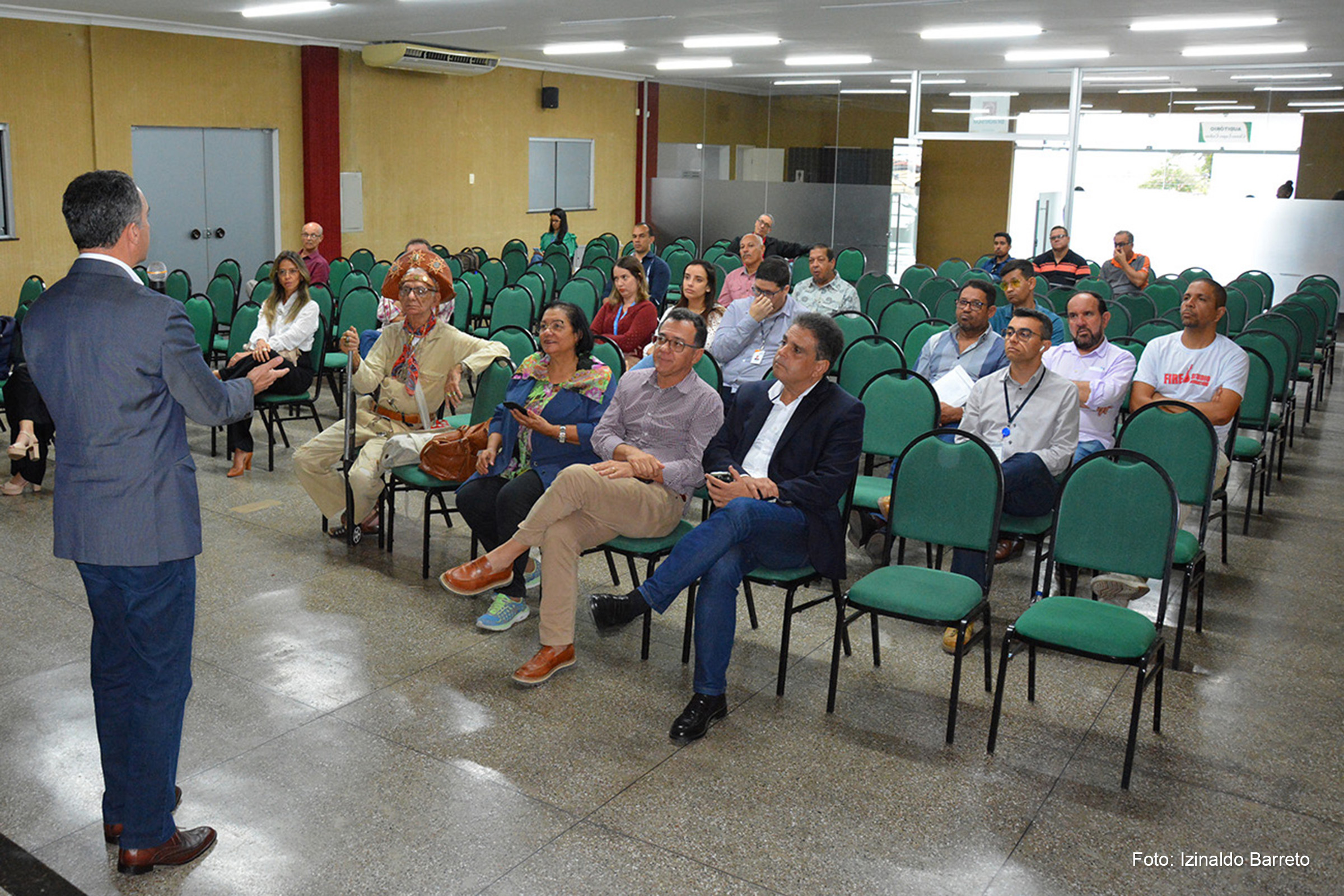 O Conselho Municipal de Turismo de Feira de Santana aprovou o novo Plano de Turismo e ampliou a participação de secretarias municipais e entidades do setor em reunião.