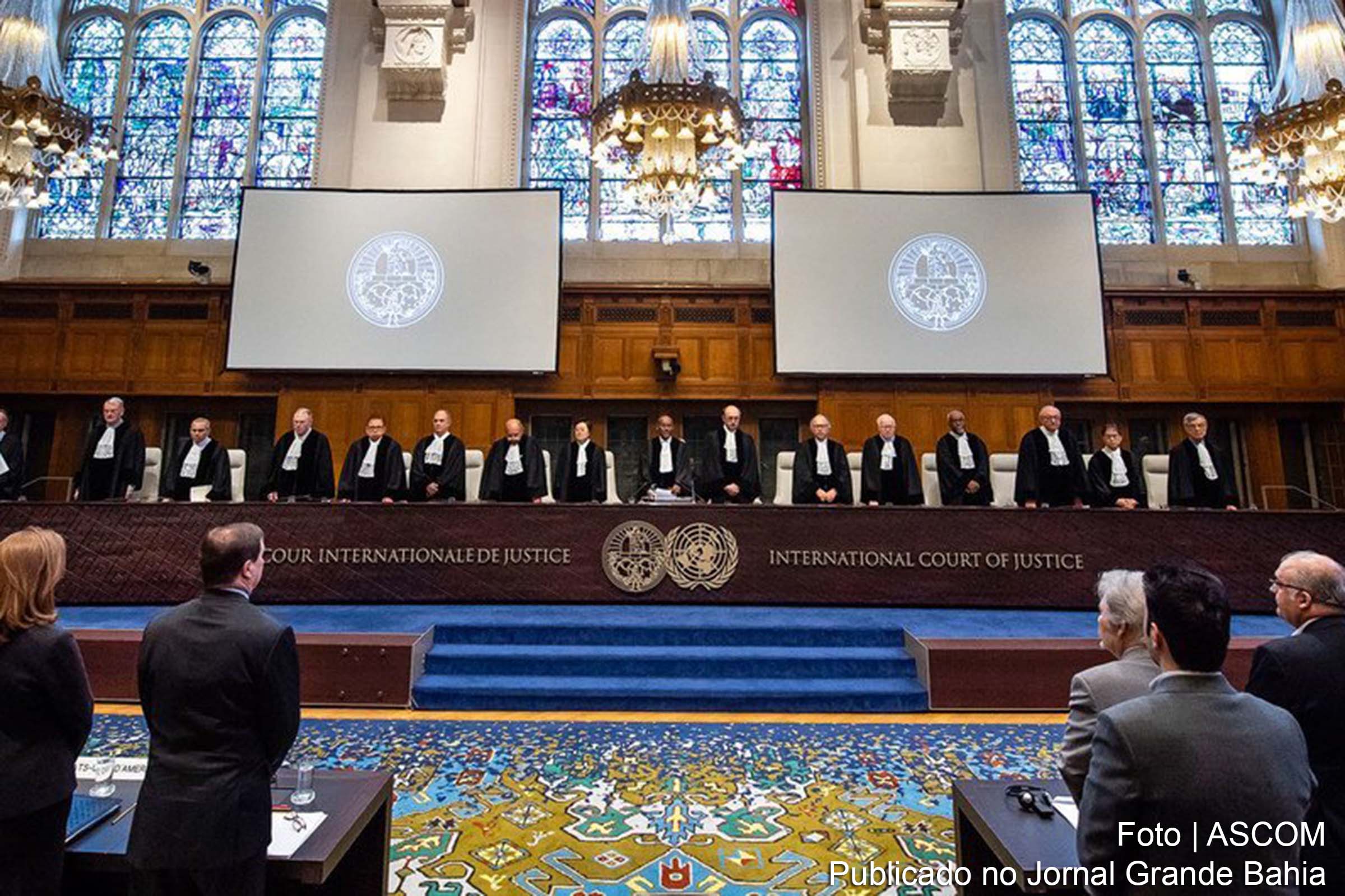 Especialistas em direitos humanos solicitam a aplicação imediata da decisão da Corte Internacional de Justiça, que declara ilegal a ocupação israelense dos territórios palestinos.