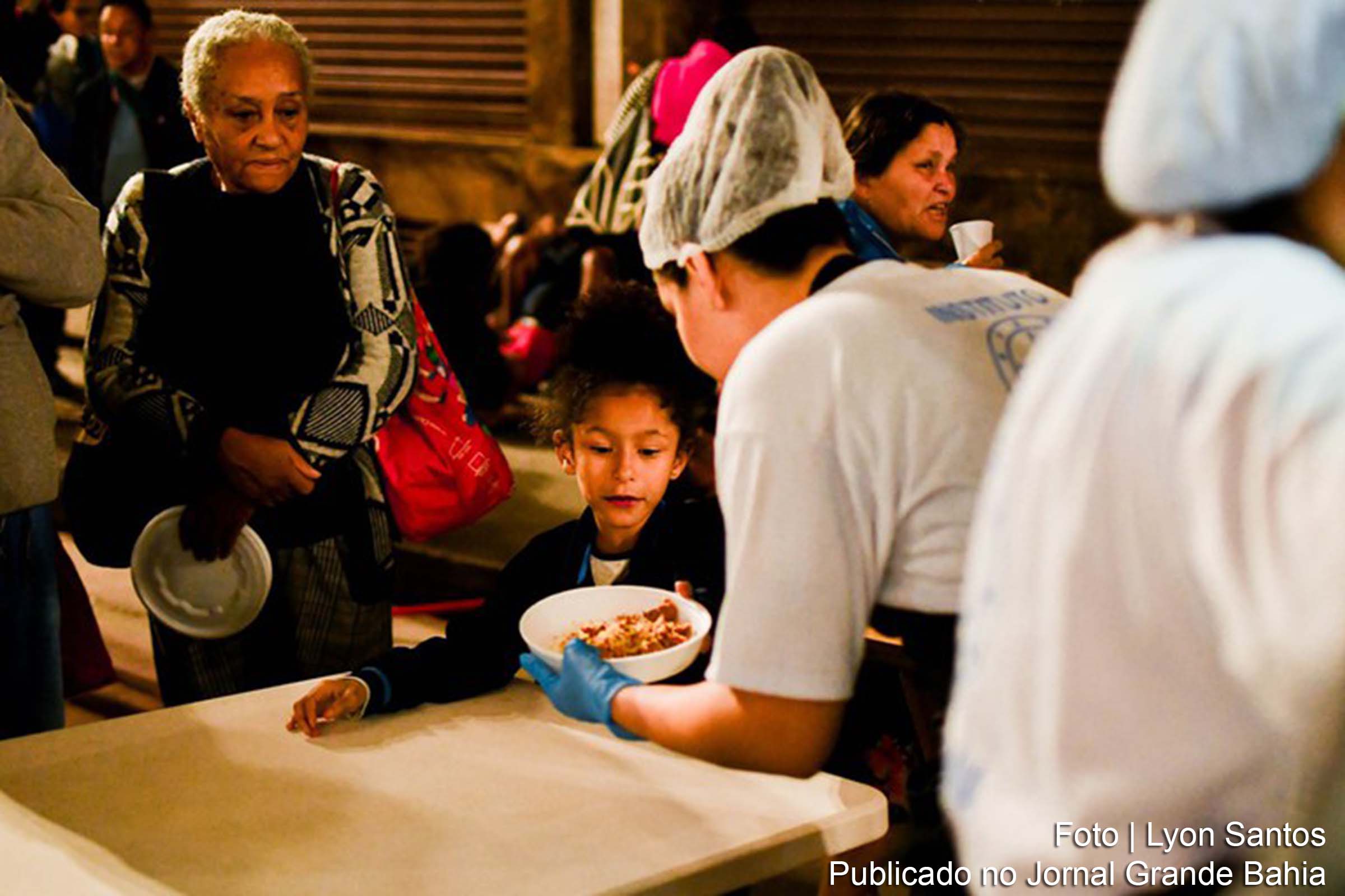 A queda foi observada em todas as regiões, com destaque para o Norte e Nordeste, e entre mulheres negras.
