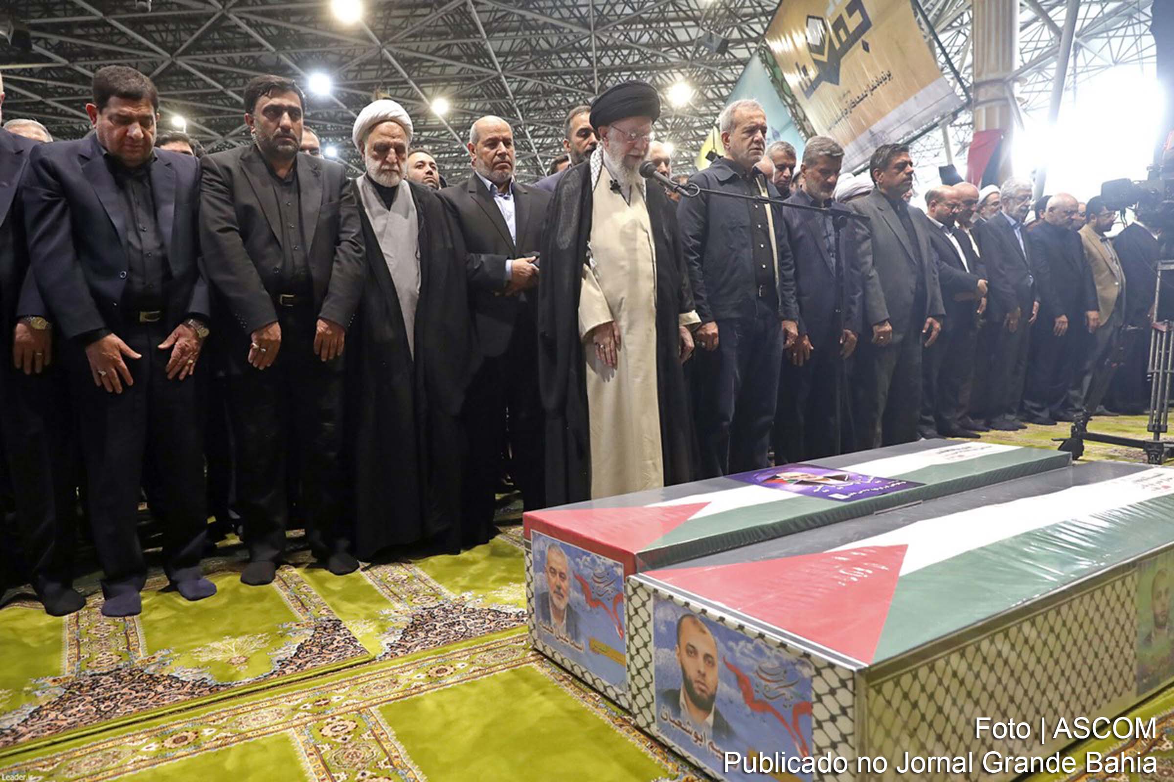 O enterro do líder político do Hamas, Ismaïl Haniyeh, assassinado no Irã, ocorreu nesta sexta-feira (2) no Catar.