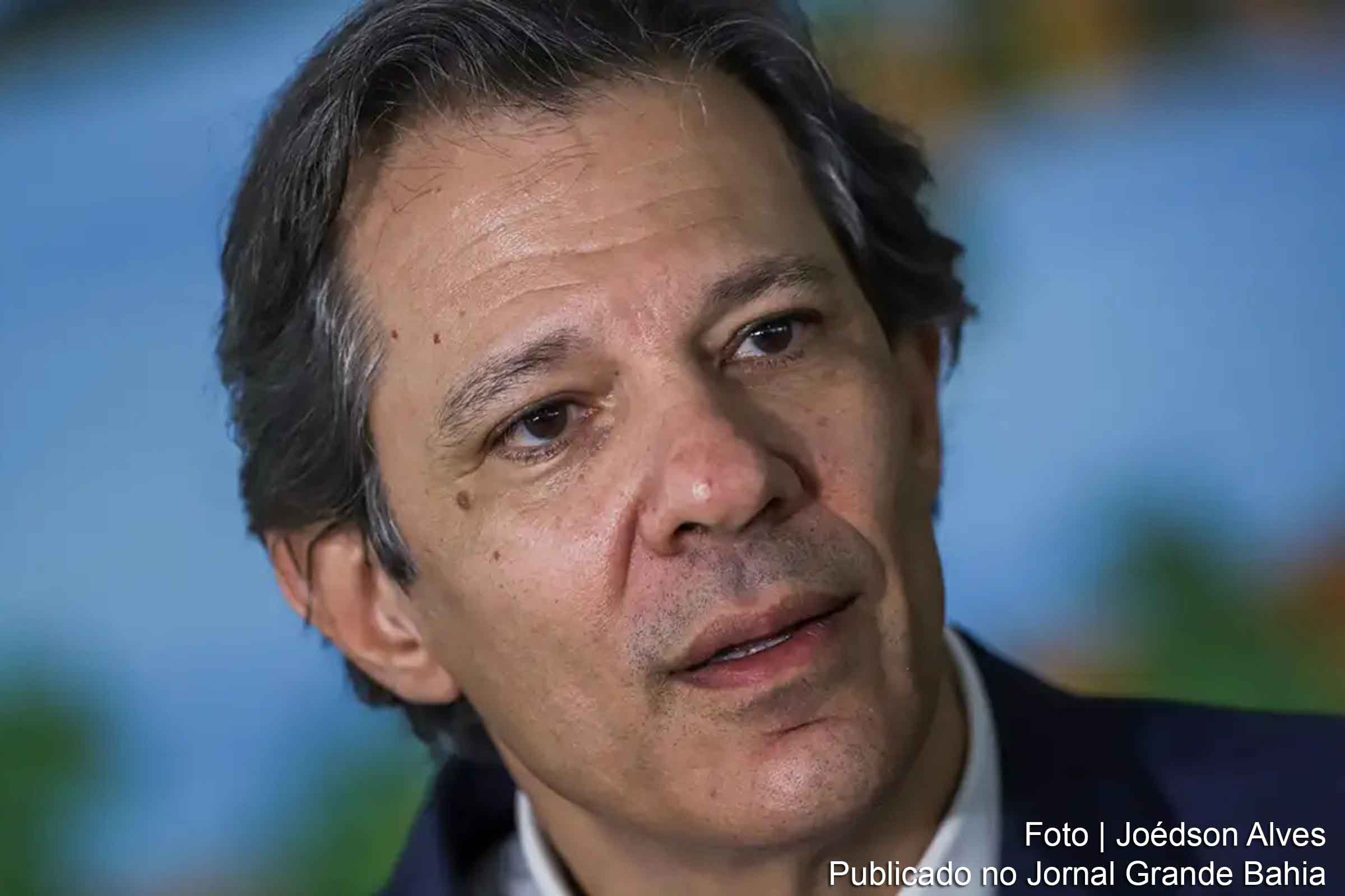 Fernando Haddad, ministro da Fazenda, destacou a importância do novo arcabouço fiscal para o reequilíbrio das contas públicas.