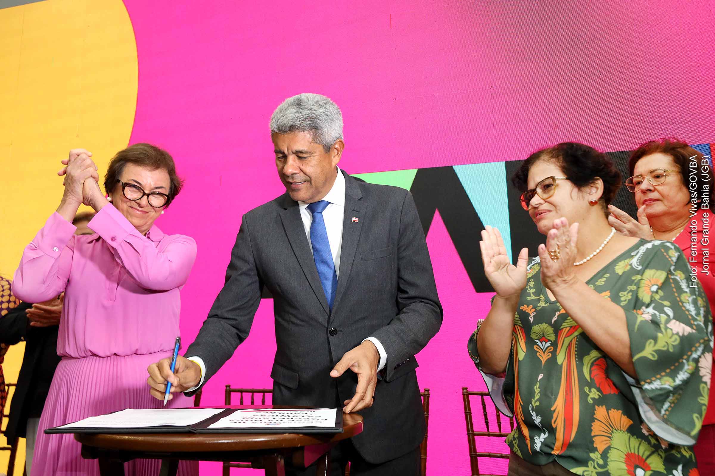 Solenidade de posse da nova secretária de Políticas para as Mulheres, Neusa Cadore, no auditório do COI-SSP.