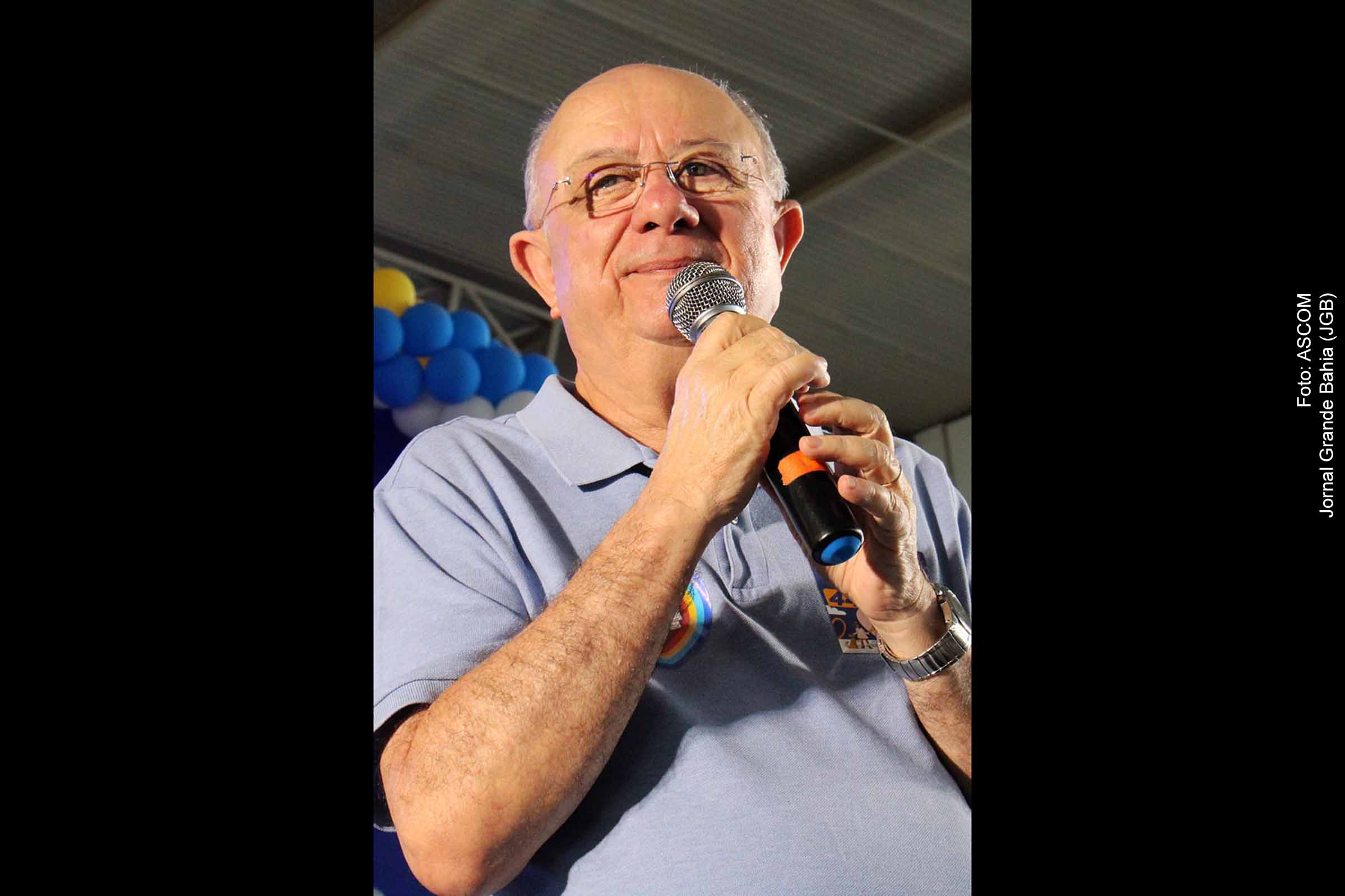 José Ronaldo, candidato à Prefeitura de Feira de Santana pelo partido União Brasil, garante que concluirá os quatro anos de mandato, destacando seu compromisso com o desenvolvimento da cidade.