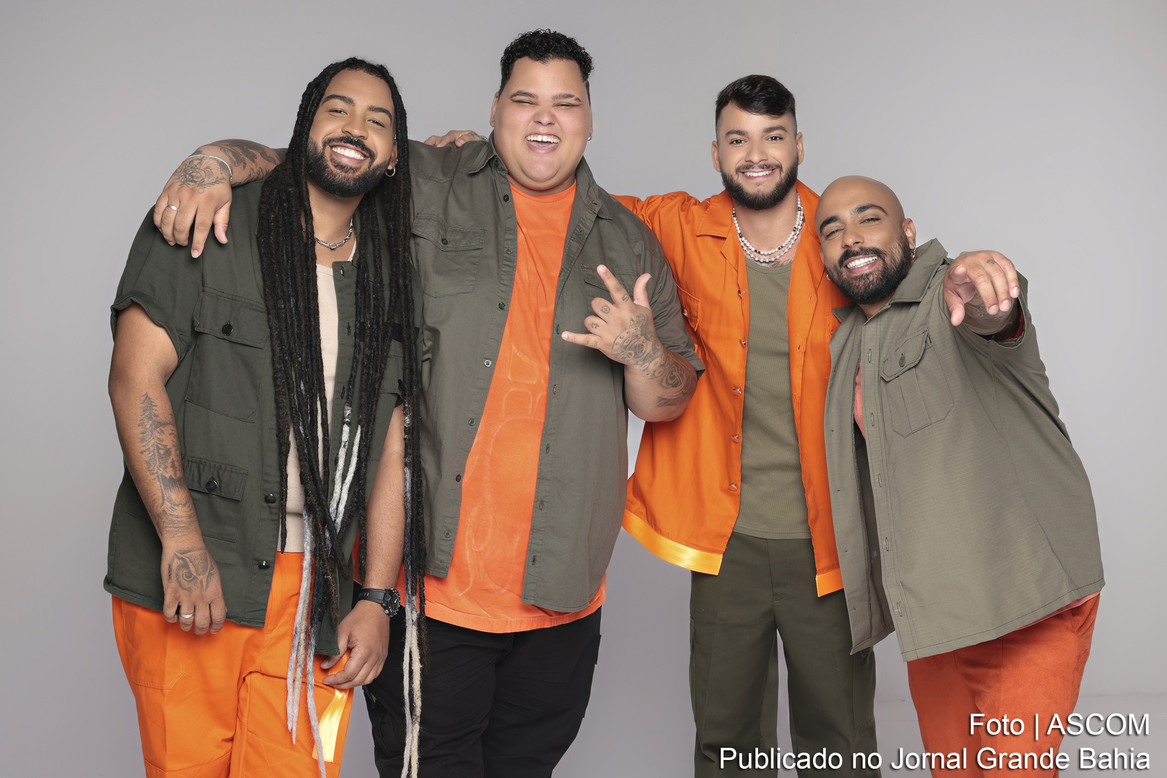 O grupo Menos é Mais, conhecido por suas visualizações recordes no YouTube, se apresenta em Vitória da Conquista no Festival de Inverno Bahia.