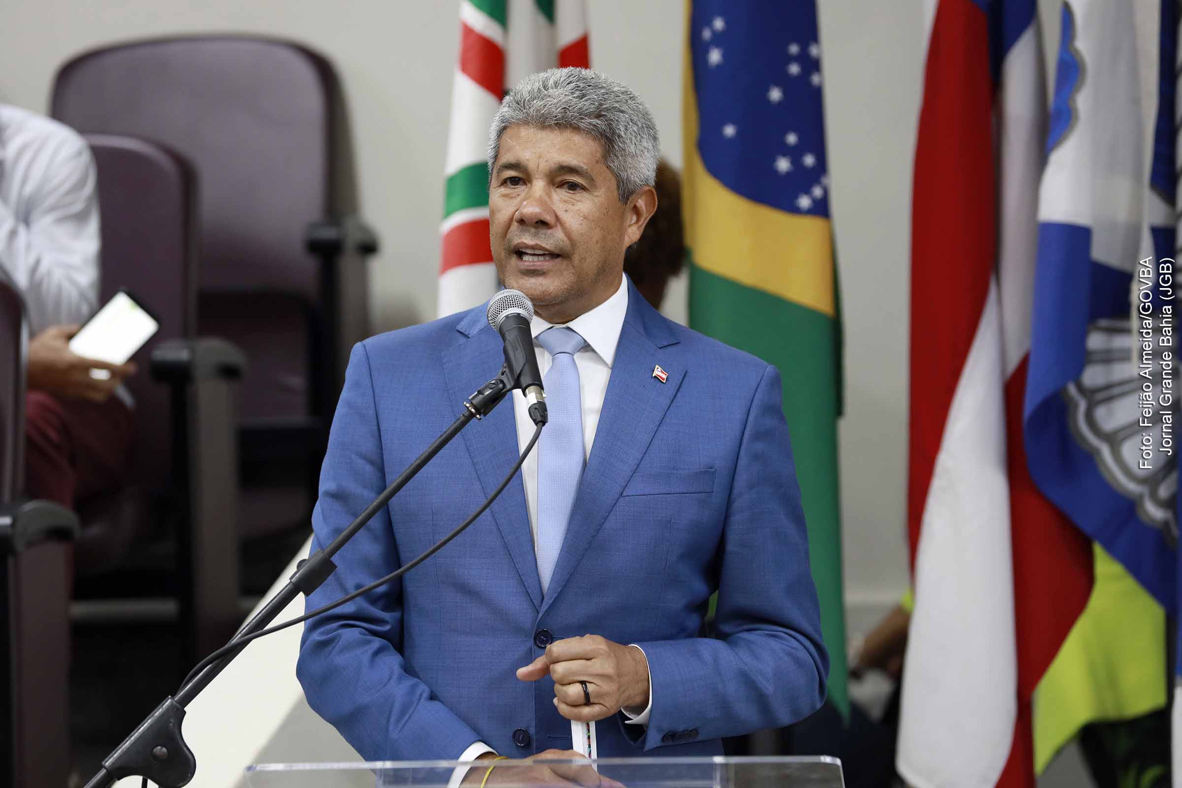 Superlotação em UPA Estadual de Feira de Santana gera críticas do governador Jerônimo Rodrigues contra o Governo Colbert Martins