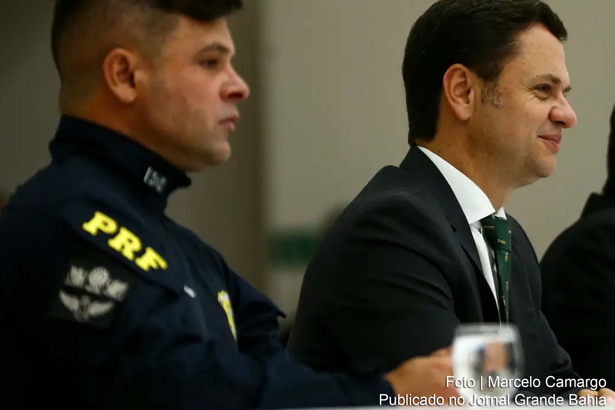 A Polícia Federal indiciou o ex-ministro da Justiça, Anderson Torres, e o ex-diretor-geral da PRF, Silvinei Vasques.