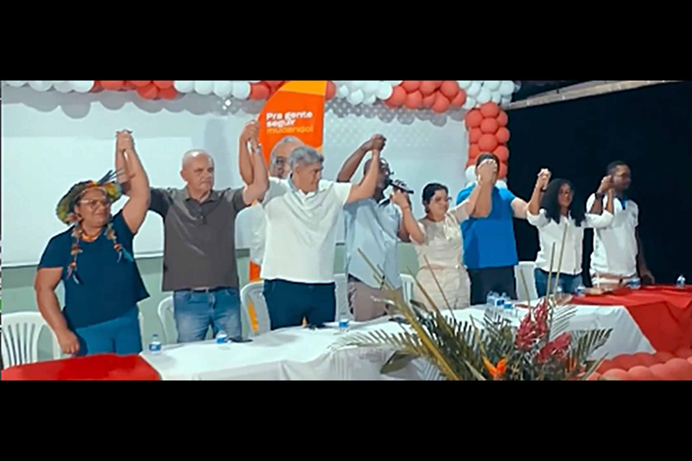 PSB formaliza adesão à campanha do professor Iszael em Santa Cruz Cabrália