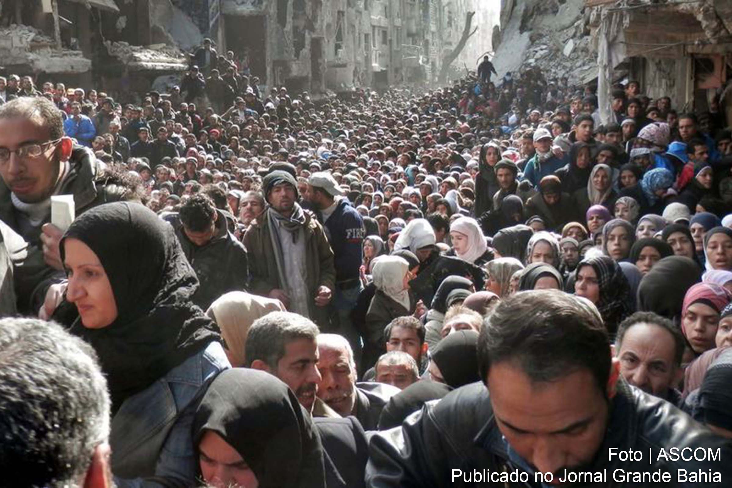 Alto comissário das Nações Unidas para os Direitos Humanos critica violações do direito internacional humanitário no conflito entre Israel e Hamas.