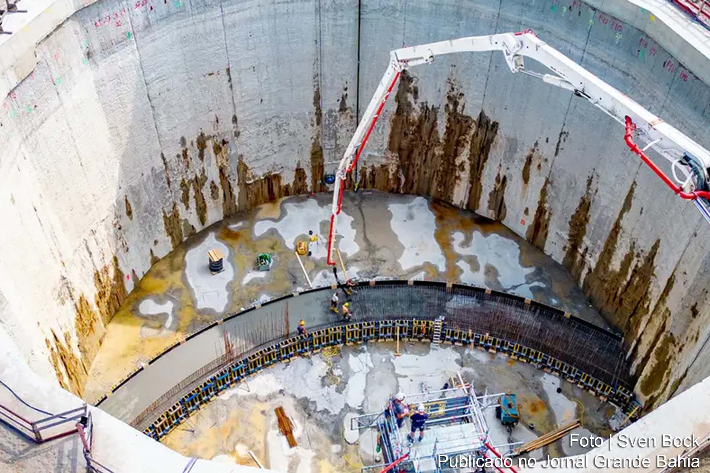 A construção de bacias subterrâneas em Berlim visa armazenar águas residuais e reduzir o impacto de chuvas intensas.