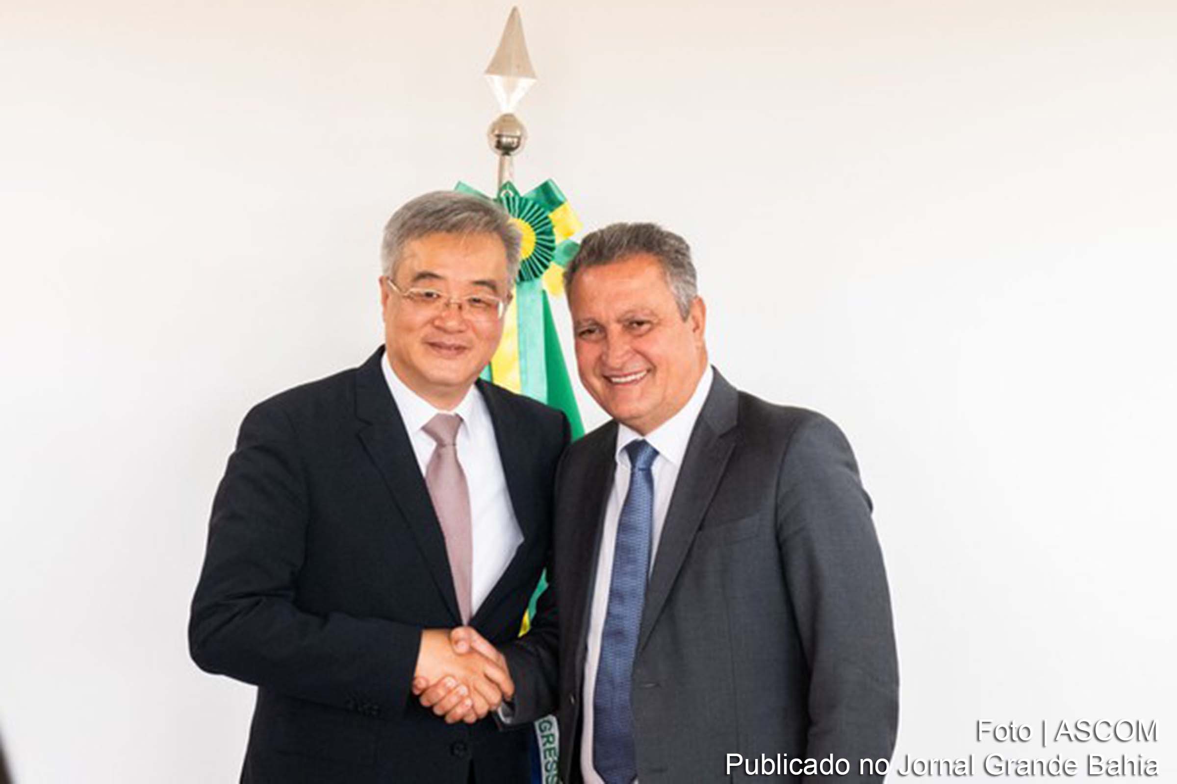 O encontro entre o ministro da Casa Civil, Rui Costa, e o embaixador da China, Zhu Qingqiao, no Palácio do Planalto, definiu ações para a visita do presidente Xi Jinping ao Brasil em novembro de 2024.