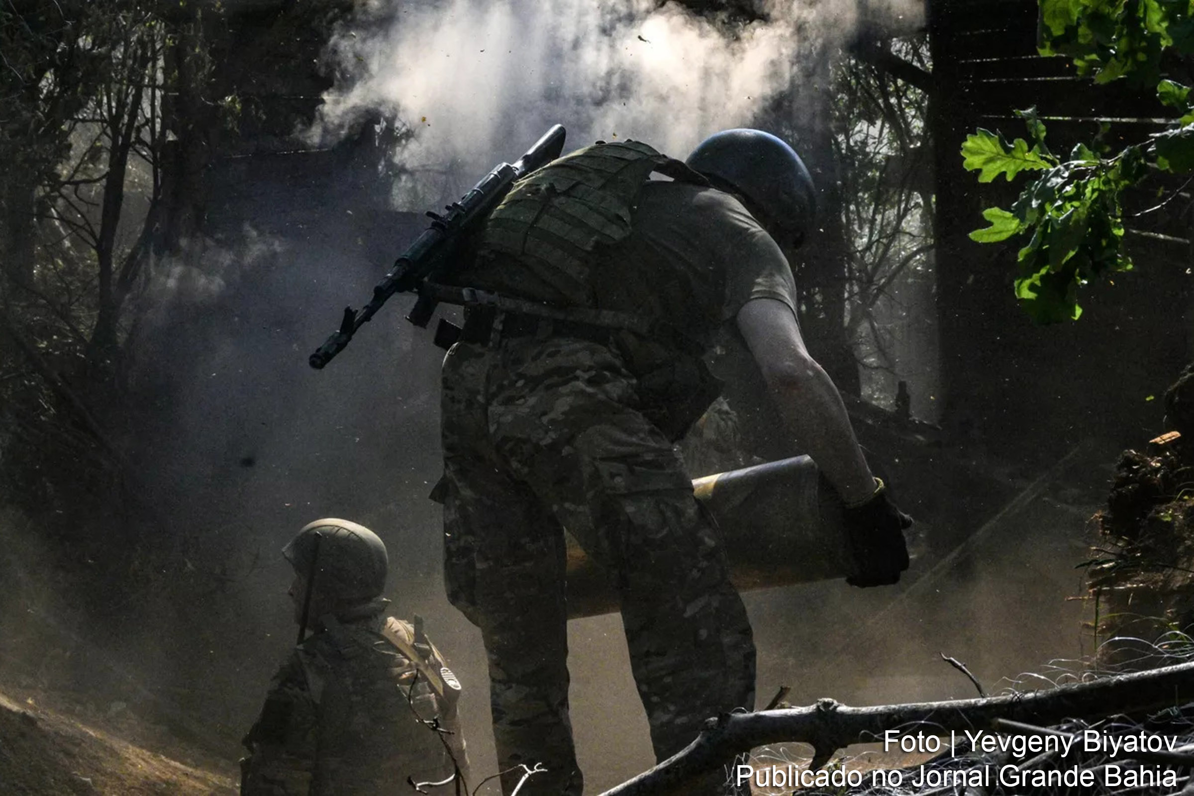 Ataque das forças ucranianas à região de Kursk, na Rússia, provoca descontentamento entre militares ucranianos devido à dispersão das tropas em um momento crítico na frente oriental de Donetsk.