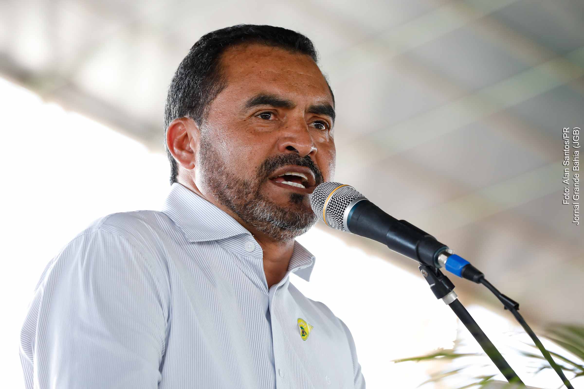 Wanderlei Barbosa, governador do Tocantins, com trajetória política que inclui mandatos como vereador, deputado estadual e vice-governador antes de assumir o Executivo estadual.