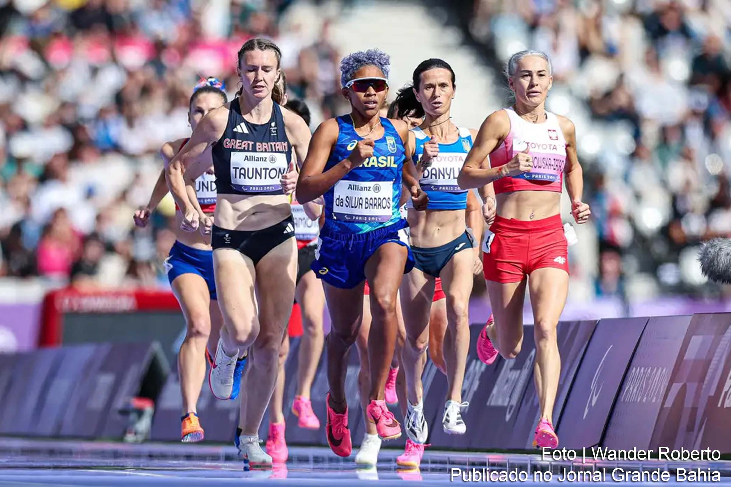 A atleta piauiense Antônia Keyla conquista a medalha de bronze na prova dos 1500 metros da classe T20 nos Jogos Paralímpicos de Paris.