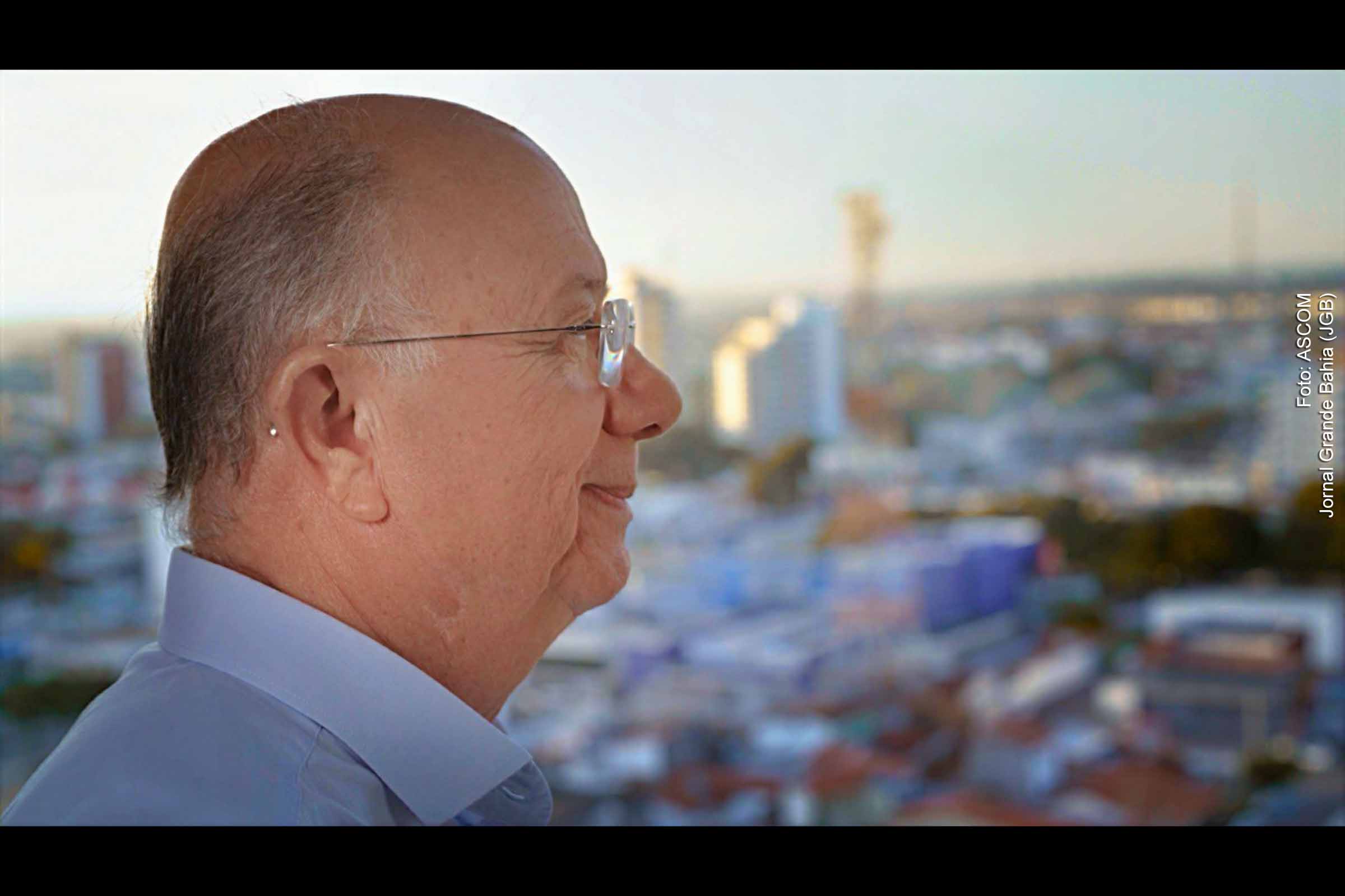 José Ronaldo, ex-prefeito e candidato à Prefeitura de Feira de Santana, reflete sobre o desenvolvimento da cidade e apresenta novas propostas para impulsionar o crescimento municipal.