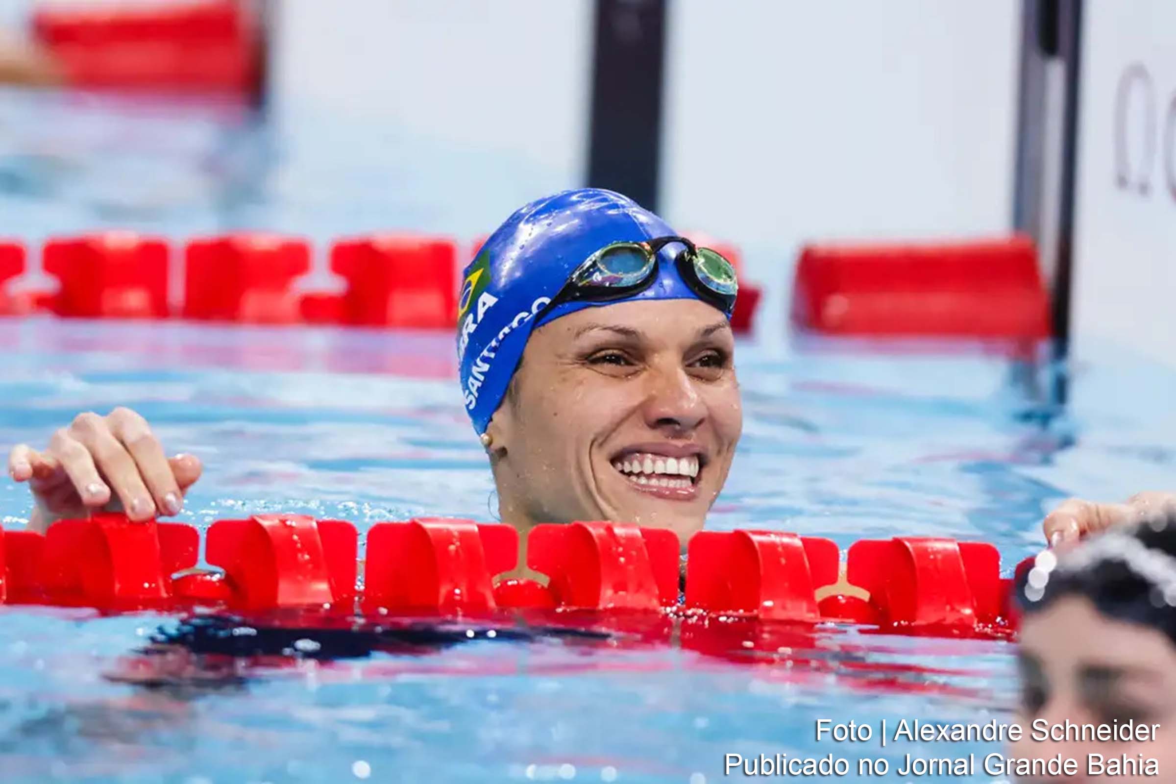 Carol Santiago, que já acumula seis medalhas de ouro em Jogos Paralímpicos, também obteve três ouros e duas pratas em Paris.