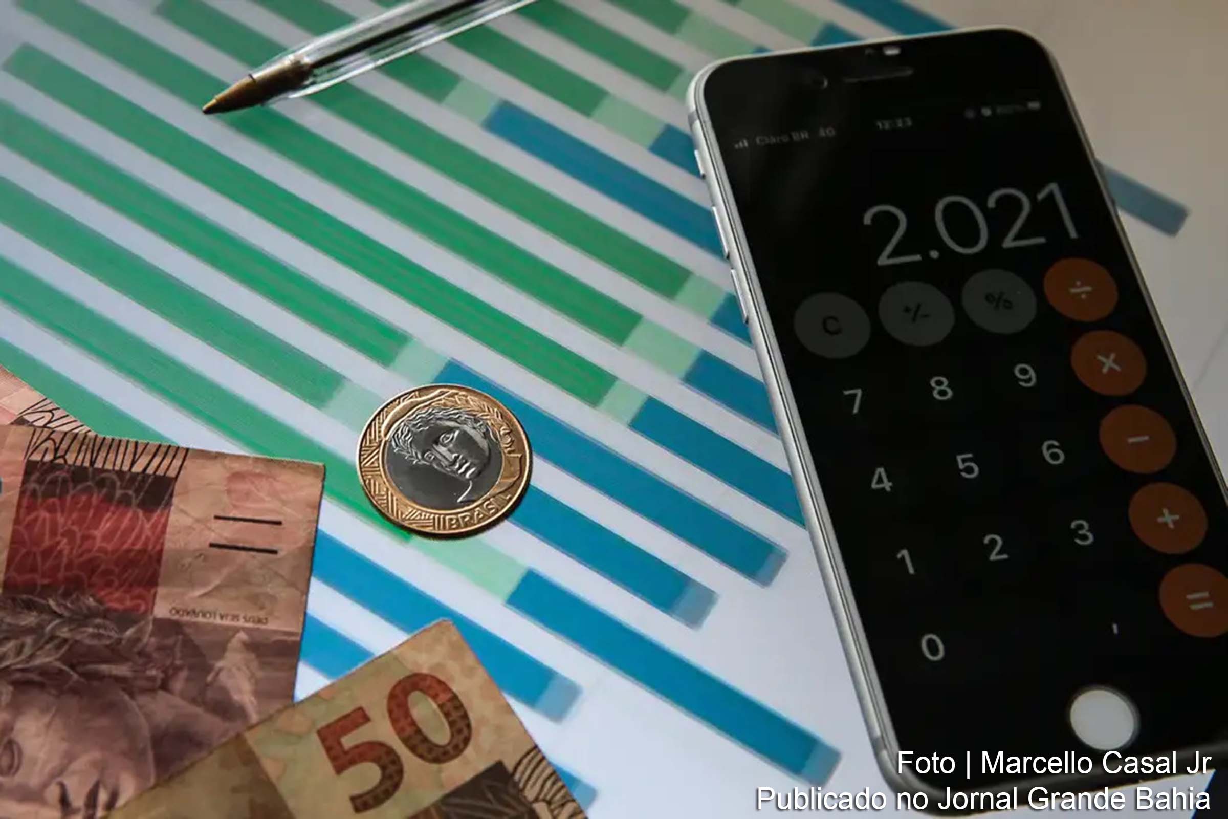 A decisão do Comitê de Política Monetária (Copom) de elevar a taxa Selic gerou reações adversas de políticos e entidades do setor produtivo.