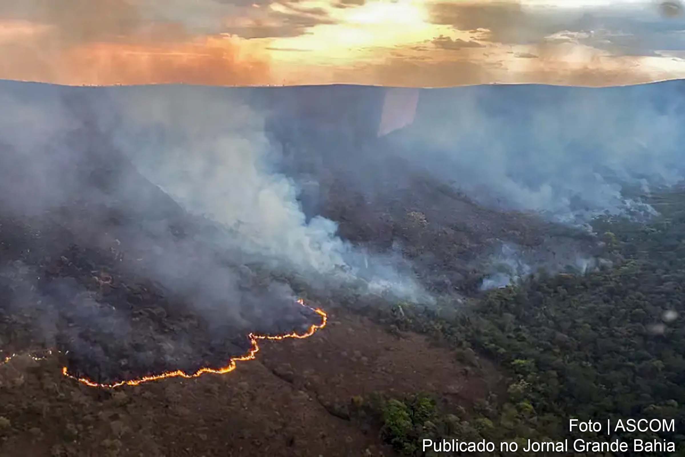 Cerrado ultrapassa Amazônia no número de focos de incêndio, com 5.132 áreas atingidas em 24 horas, enquanto o avanço do fogo afeta o turismo e a qualidade do ar.
