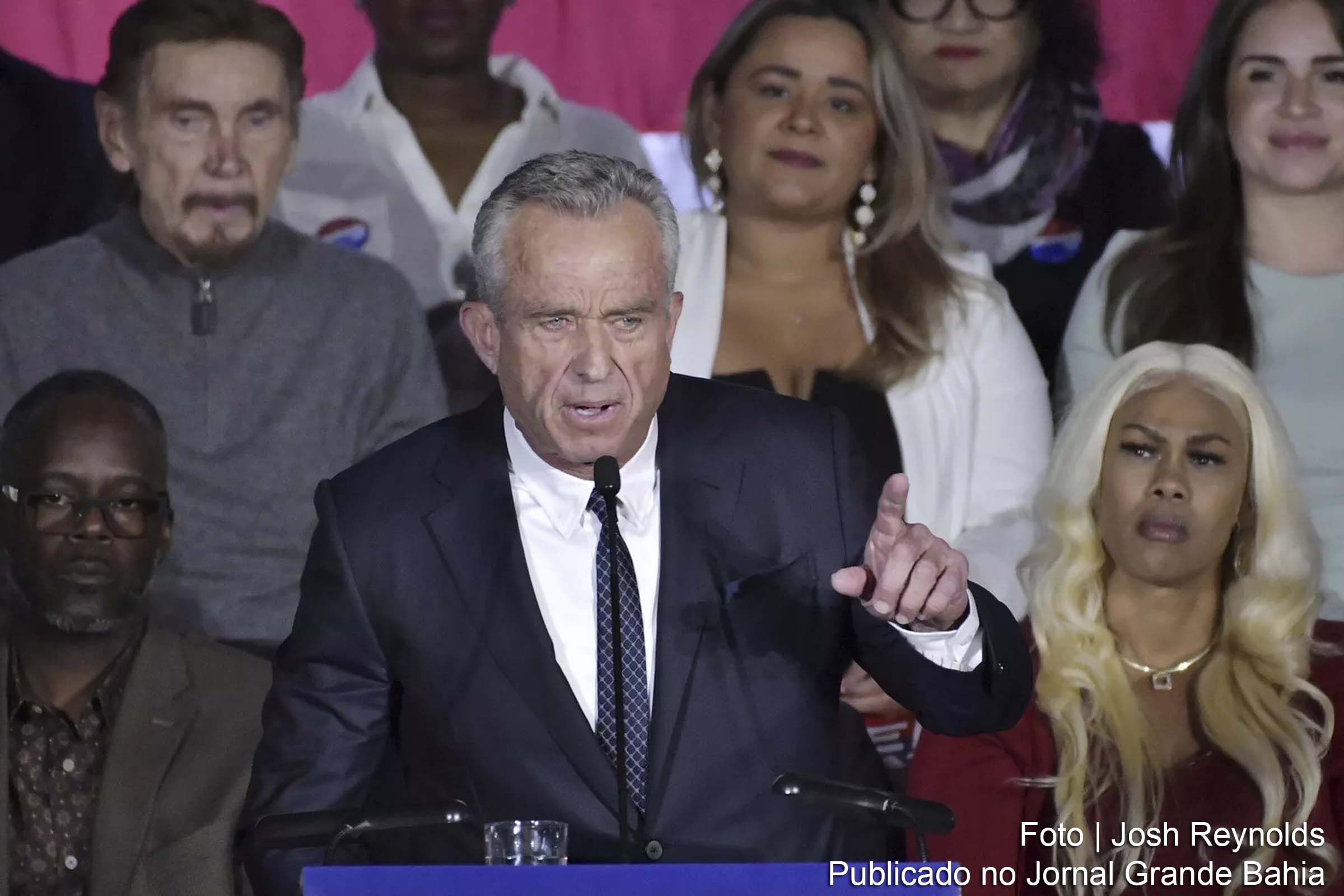 Robert Kennedy Jr. pediu à Casa Branca para interromper a escalada militar na Ucrânia e evitar a intensificação do conflito com a Rússia.