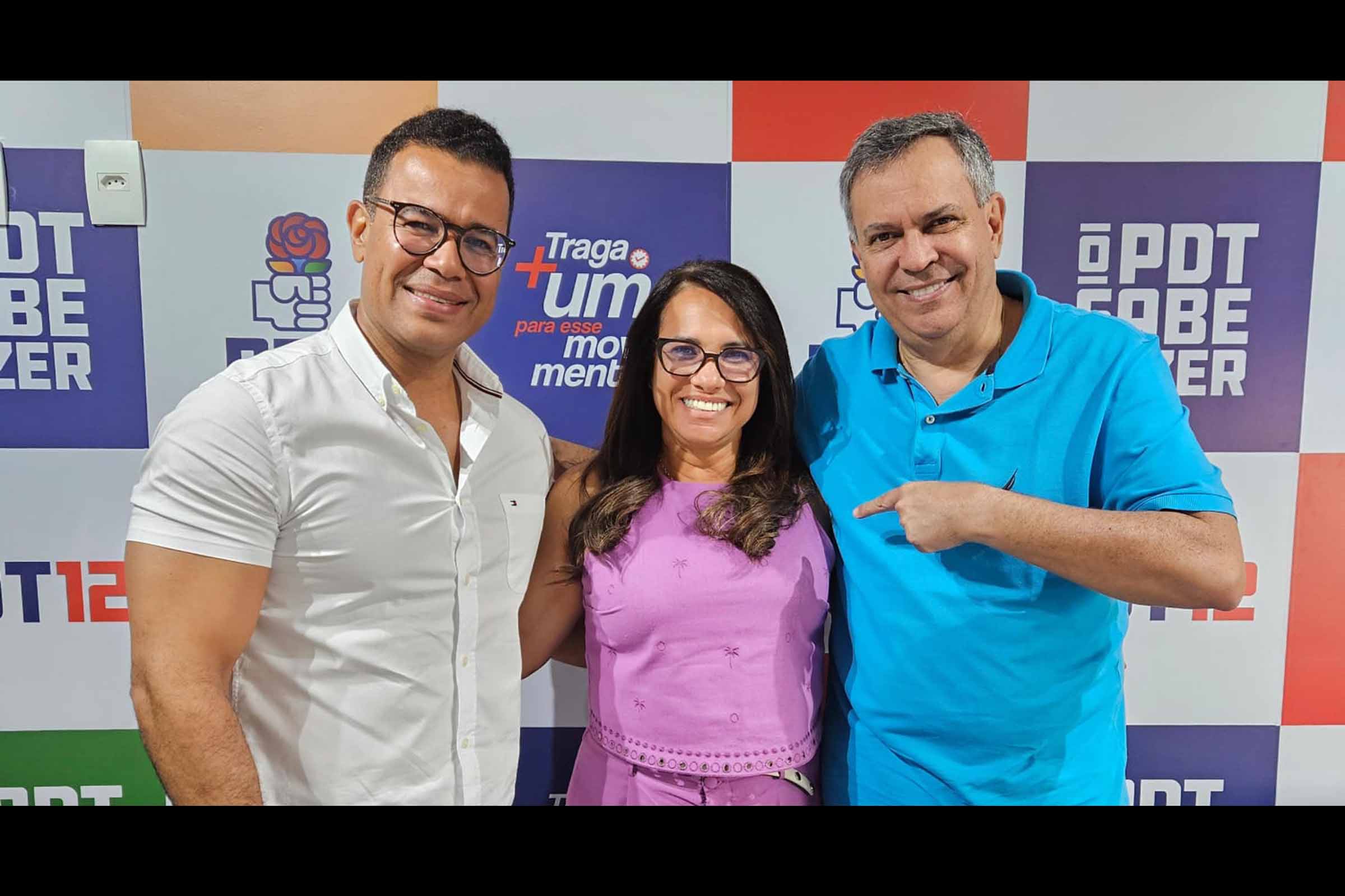 A prefeita de Araci, Keinha Jesus, em reunião com o deputado federal Félix Mendonça Júnior, discute novos investimentos e projetos para o município.