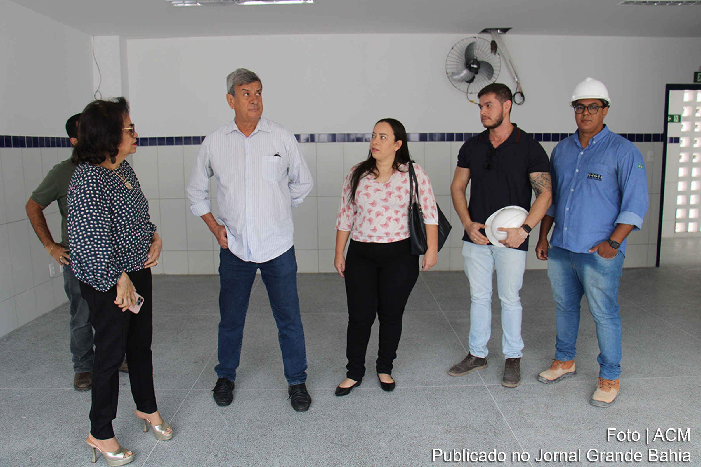 Prefeito Colbert Martins visita a Escola João Marinho Falcão e acompanha os últimos estágios da ampliação.
