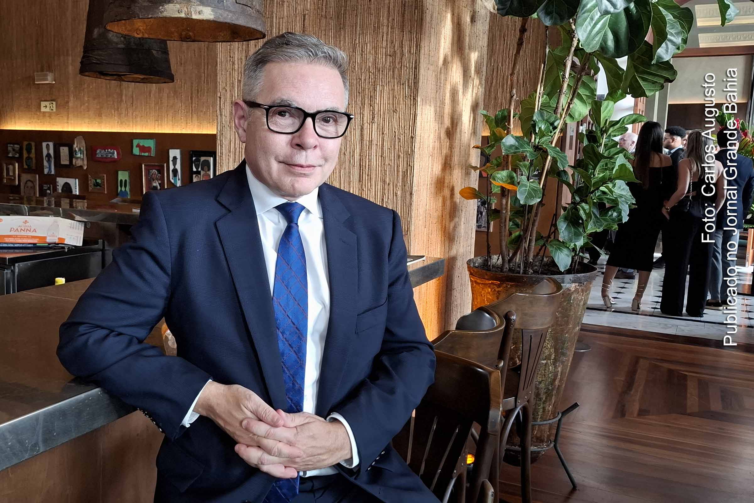 Exclusiva: Cônsul Serge Gas aborda relações entre França e Brasil, presidentes Macron e Lula, e destaca importância de voo direto Salvador-Paris