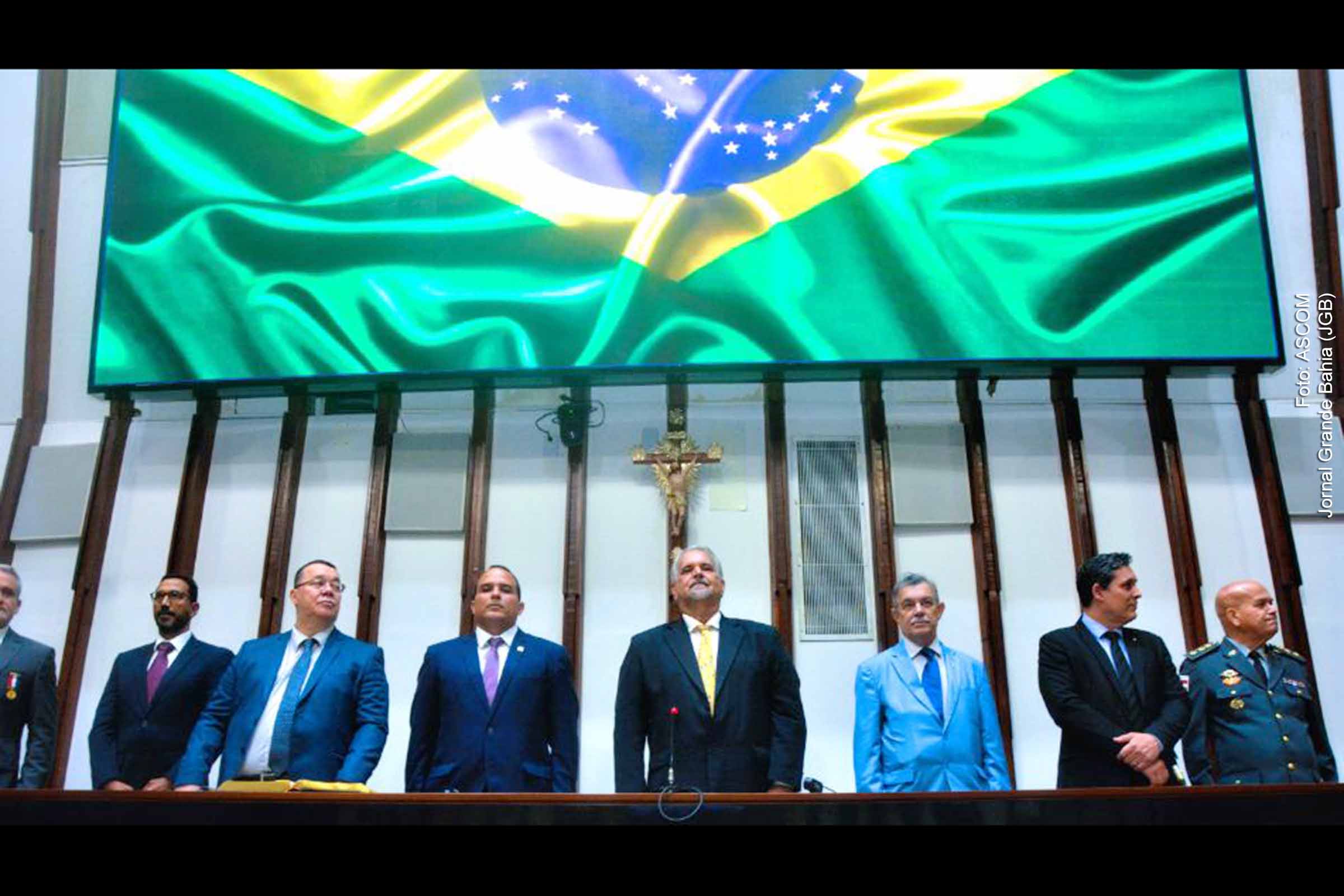 Sessão especial na ALBA celebra 20 anos da Força Invicta e debate propostas para a carreira militar