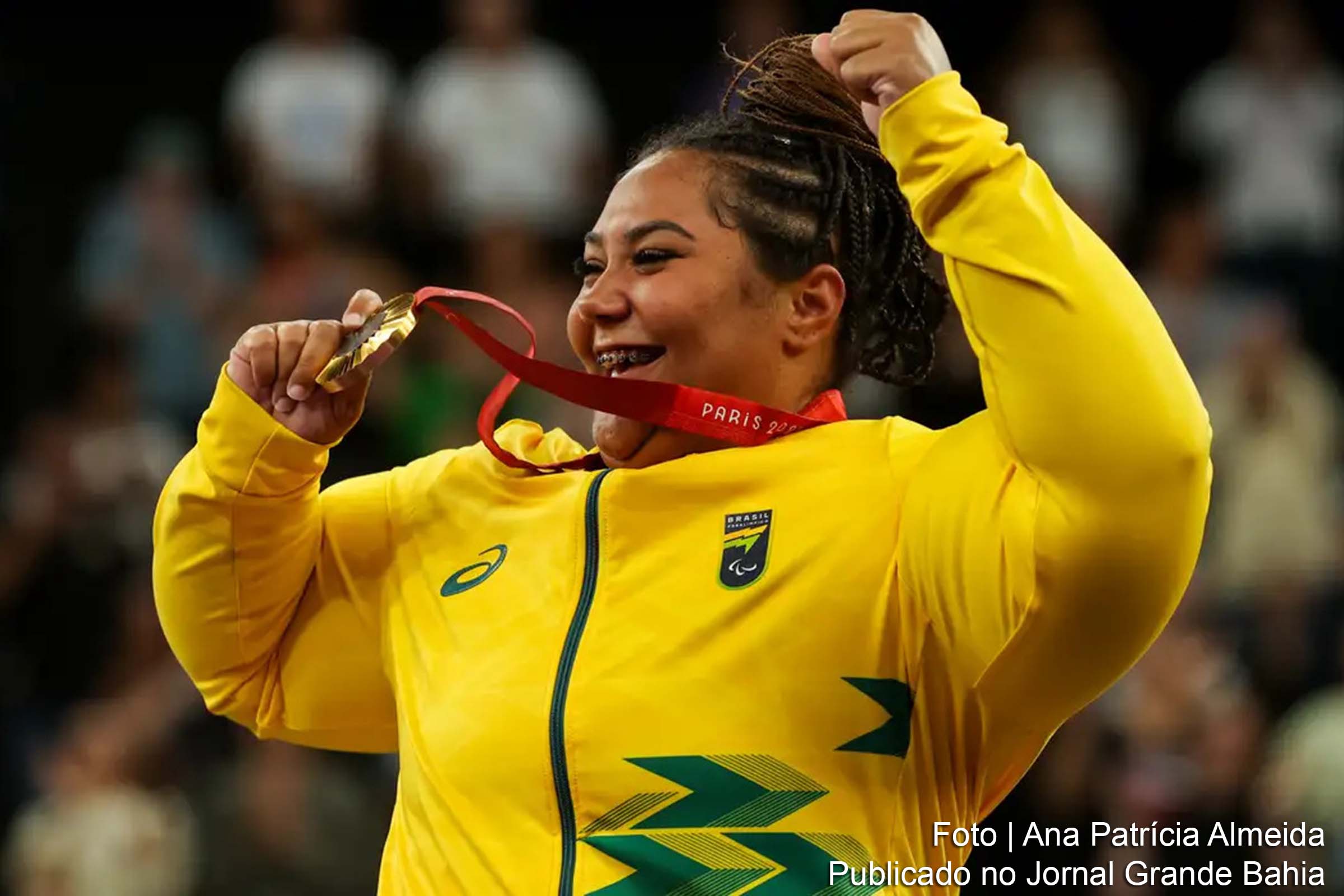 Tayana Medeiros ergue 156 quilos e garante a medalha de ouro na categoria até 86 quilos do halterofilismo nos Jogos Paralímpicos de Paris.