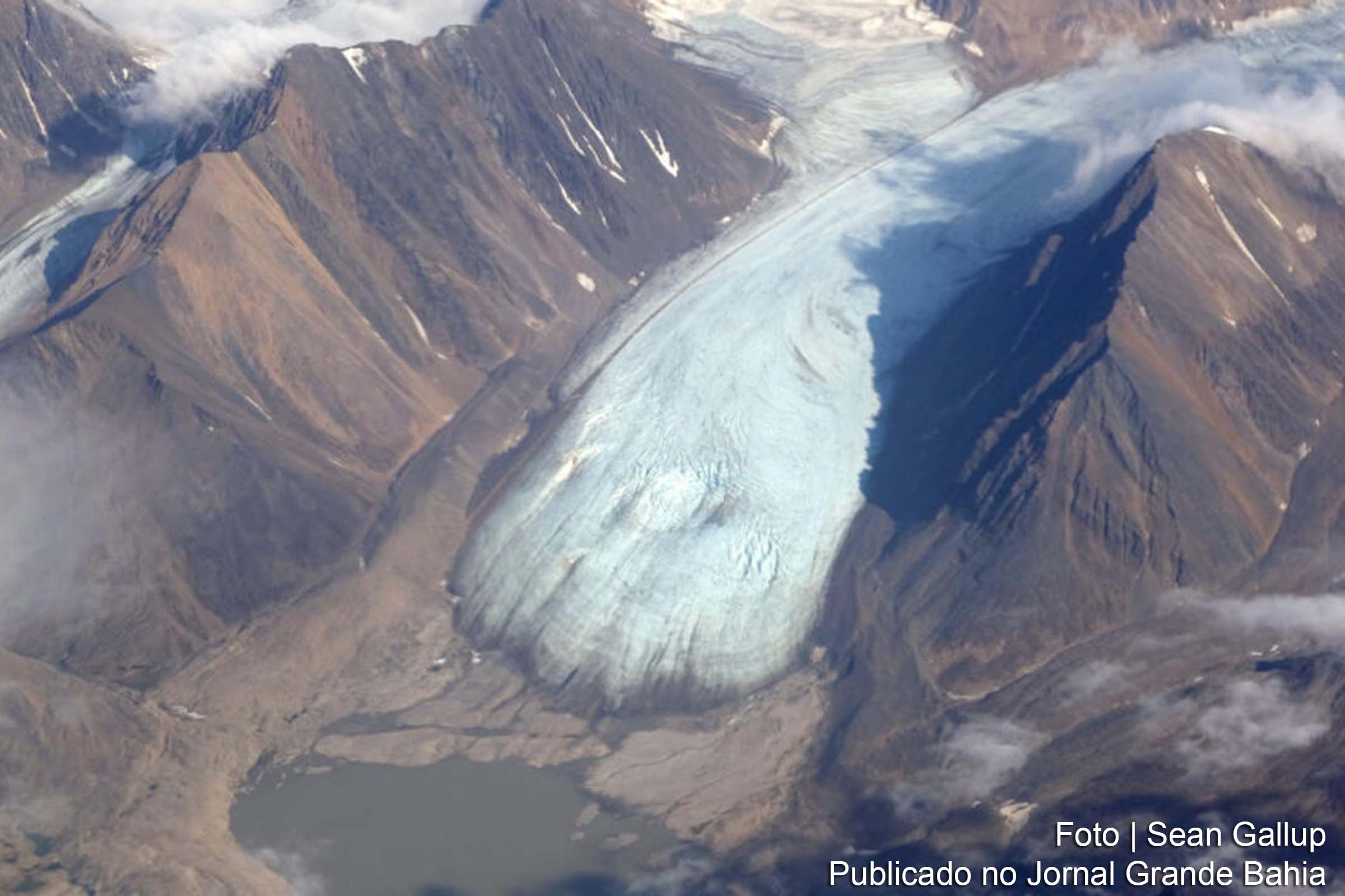 O arquipélago de Svalbard, no Ártico, tem experimentado um aumento de temperatura seis vezes superior à média global.
