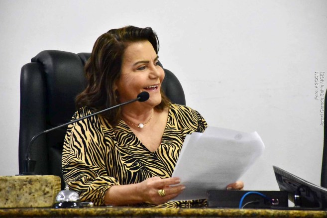 Vereadora Eremita Mora, presidente da Câmara Municipal de Feira de Santana, em pronunciamento sobre a crise no Instituto de Previdência.