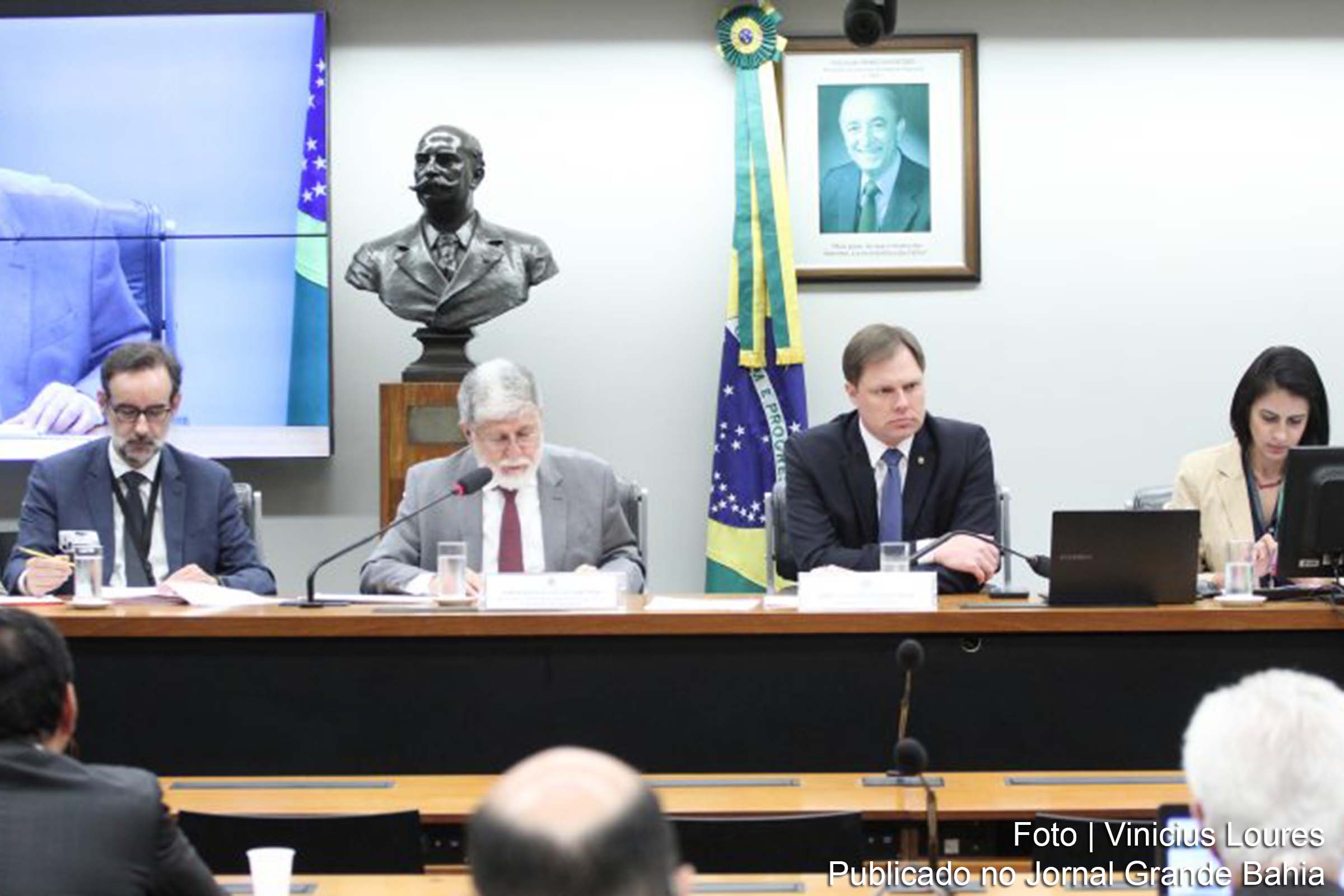 Celso Amorim, assessor especial da Presidência, fala sobre a situação política na Venezuela em audiência pública na Câmara dos Deputados.